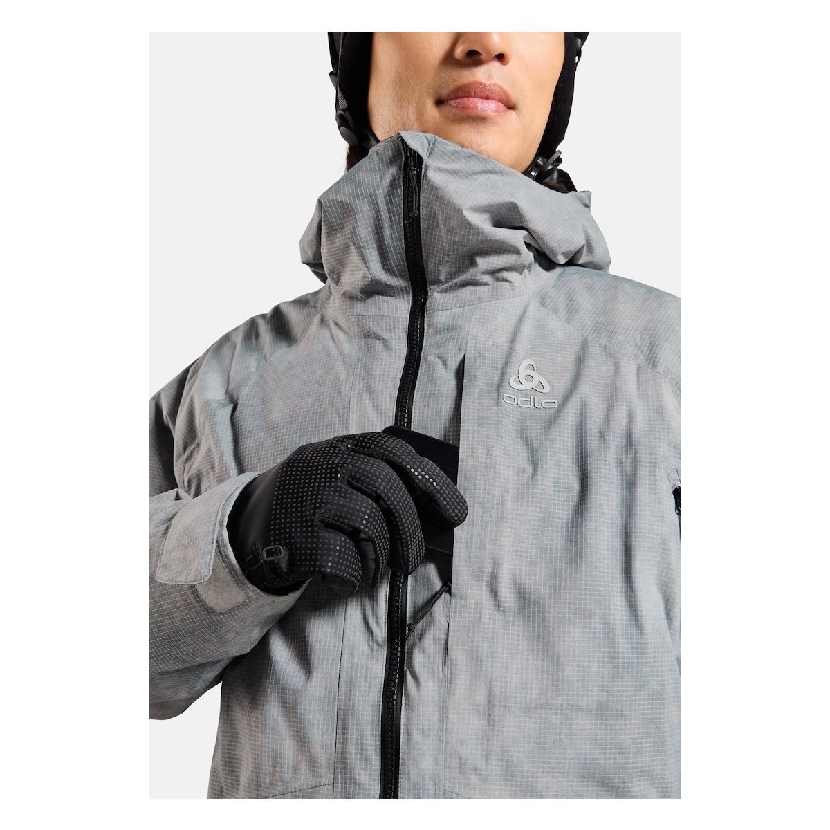 Odlo Skijacke The Odlo x POW Collective Voices Insulated Ski Jacket Nachhaltige Skijacke mit recycelten Materialien, strategischer