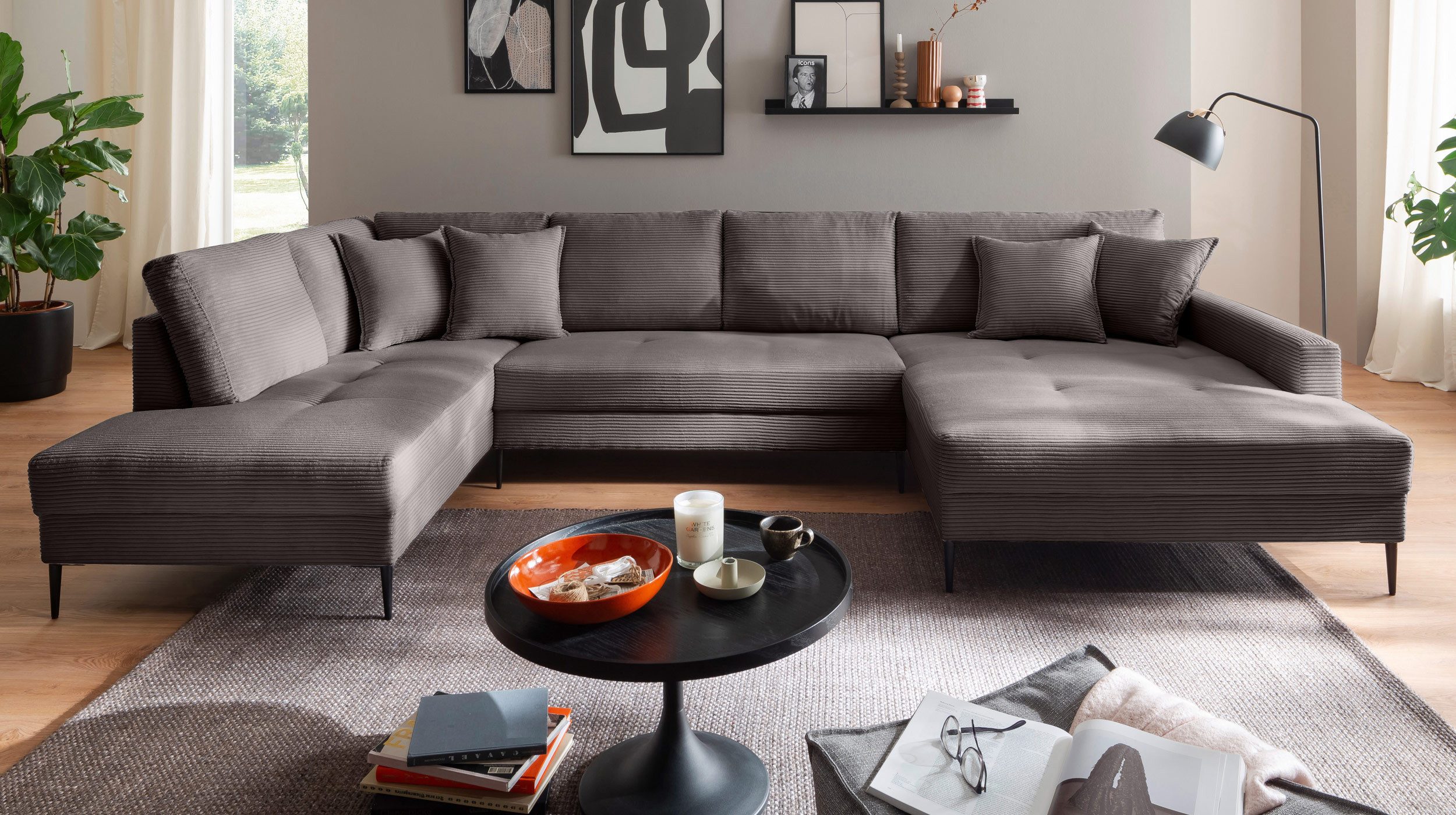 Massivart® Wohnlandschaft Cord 360 cm Breite / bequeme Nosagunterfederung / Cordsofa / SUMMER, frei im Raum stellbar · schwarze Metallbeine · inkl. Kissen