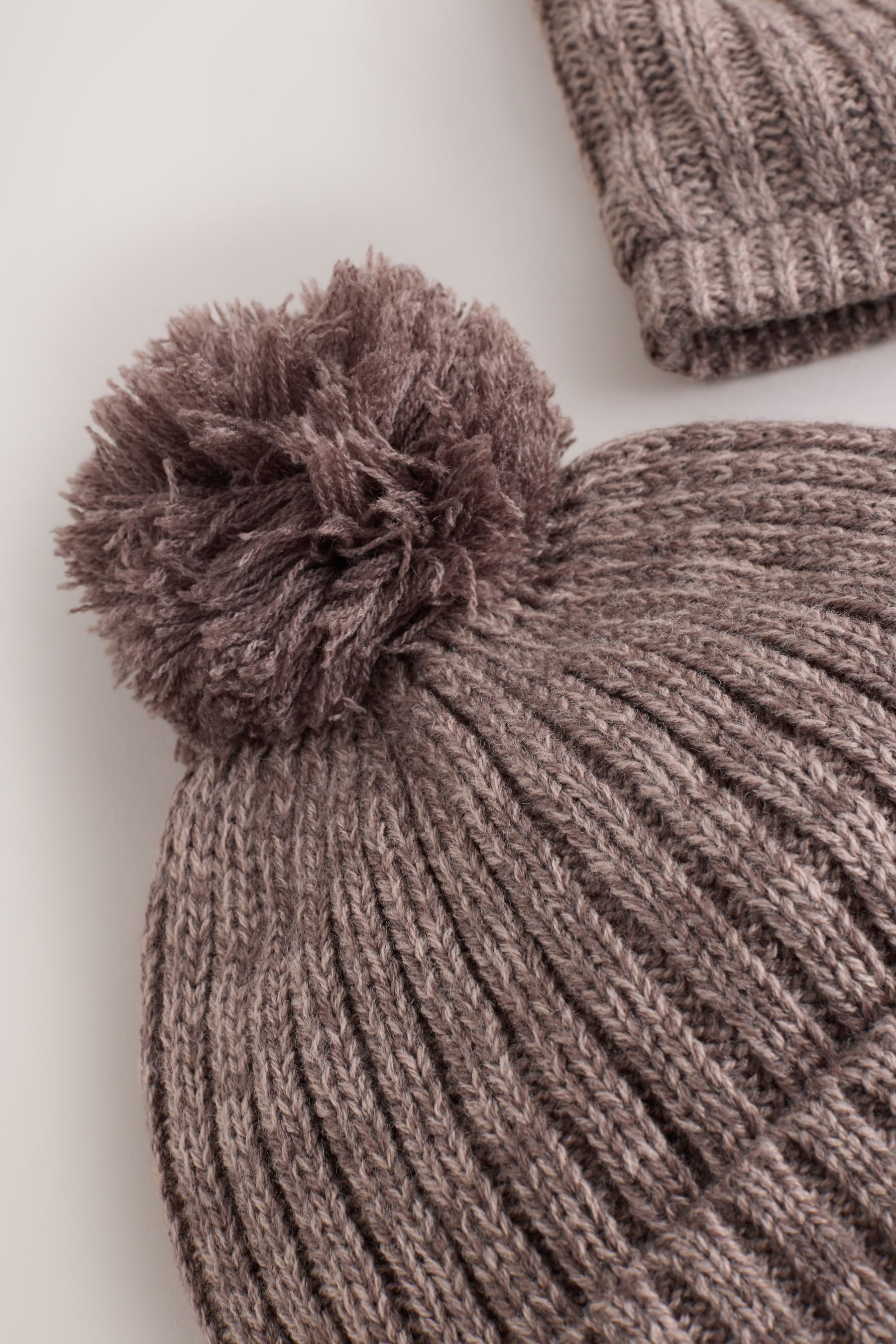 Next Beanie Bommelmütze und Schlauchschal im günstig online kaufen