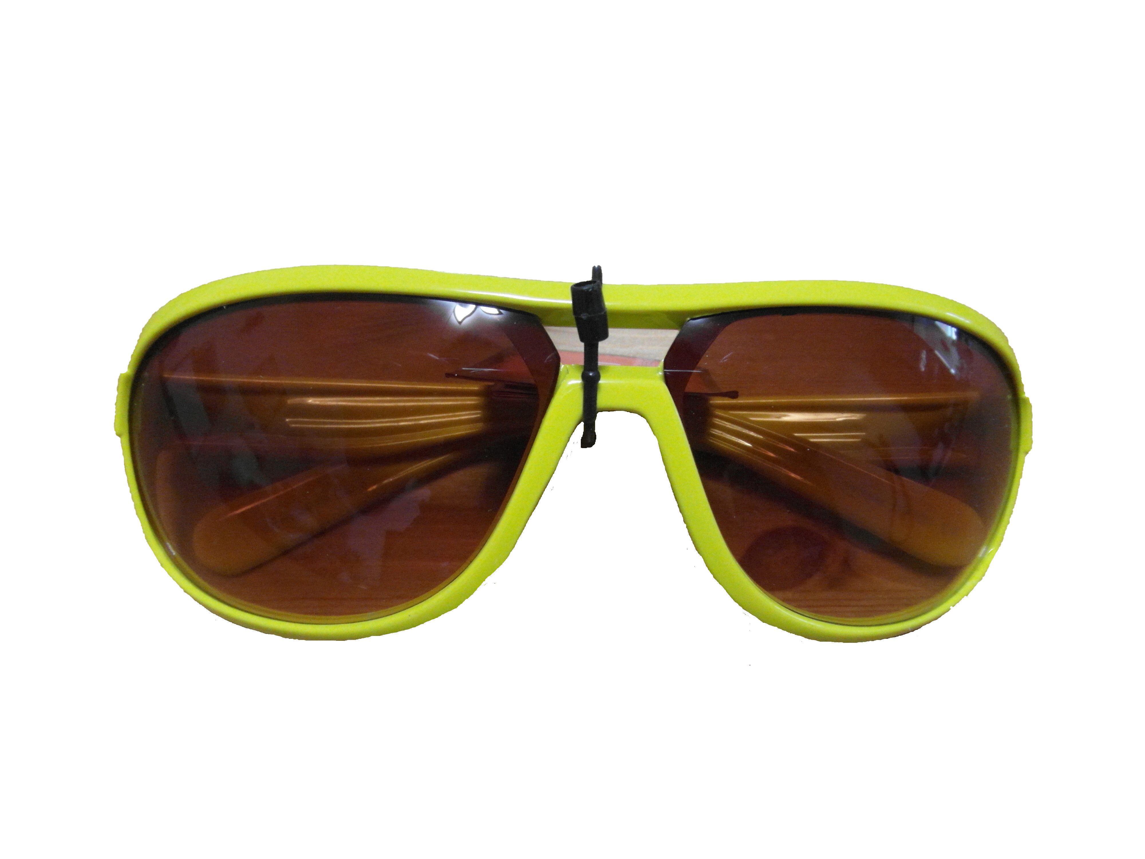 QWIN Retrosonnenbrille Top-modische Fashion Sonnenbrille Unisex UV400 Festival (Farben, schwarz, weiß, rot, 1-St., Erhältlich in verschiedenen stylischen Farben) Aviator Design Klassischer Pilotenbrillenstil, Getönte Gläser
