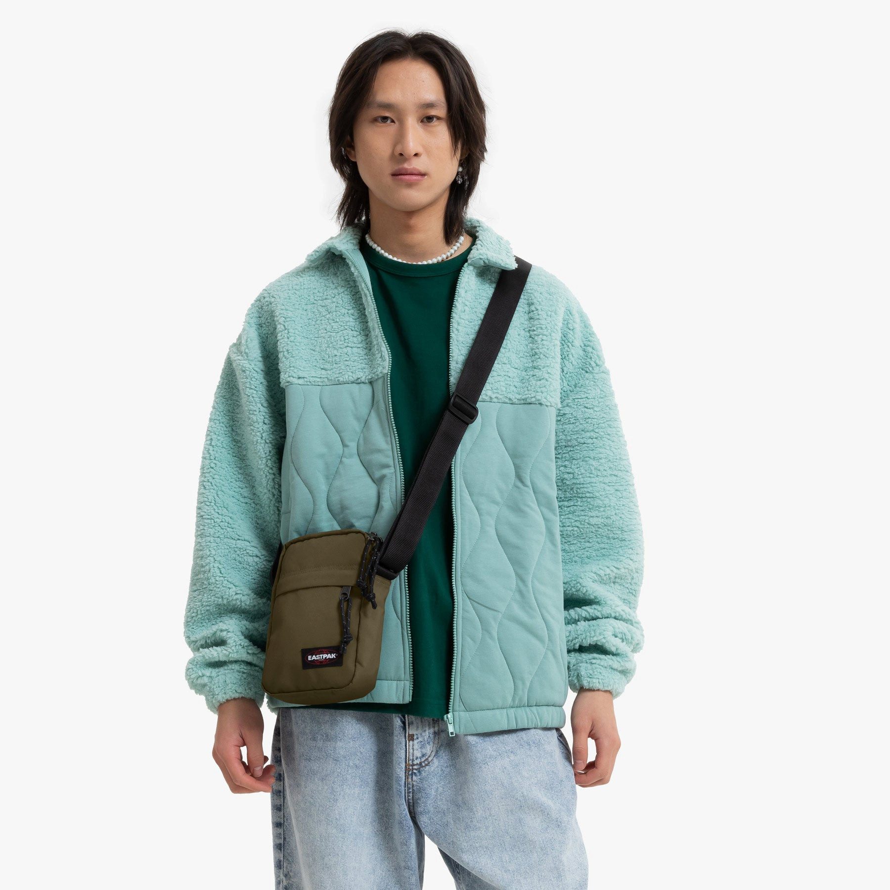 Eastpak Umhängetasche THE ONE, im praktischen Design