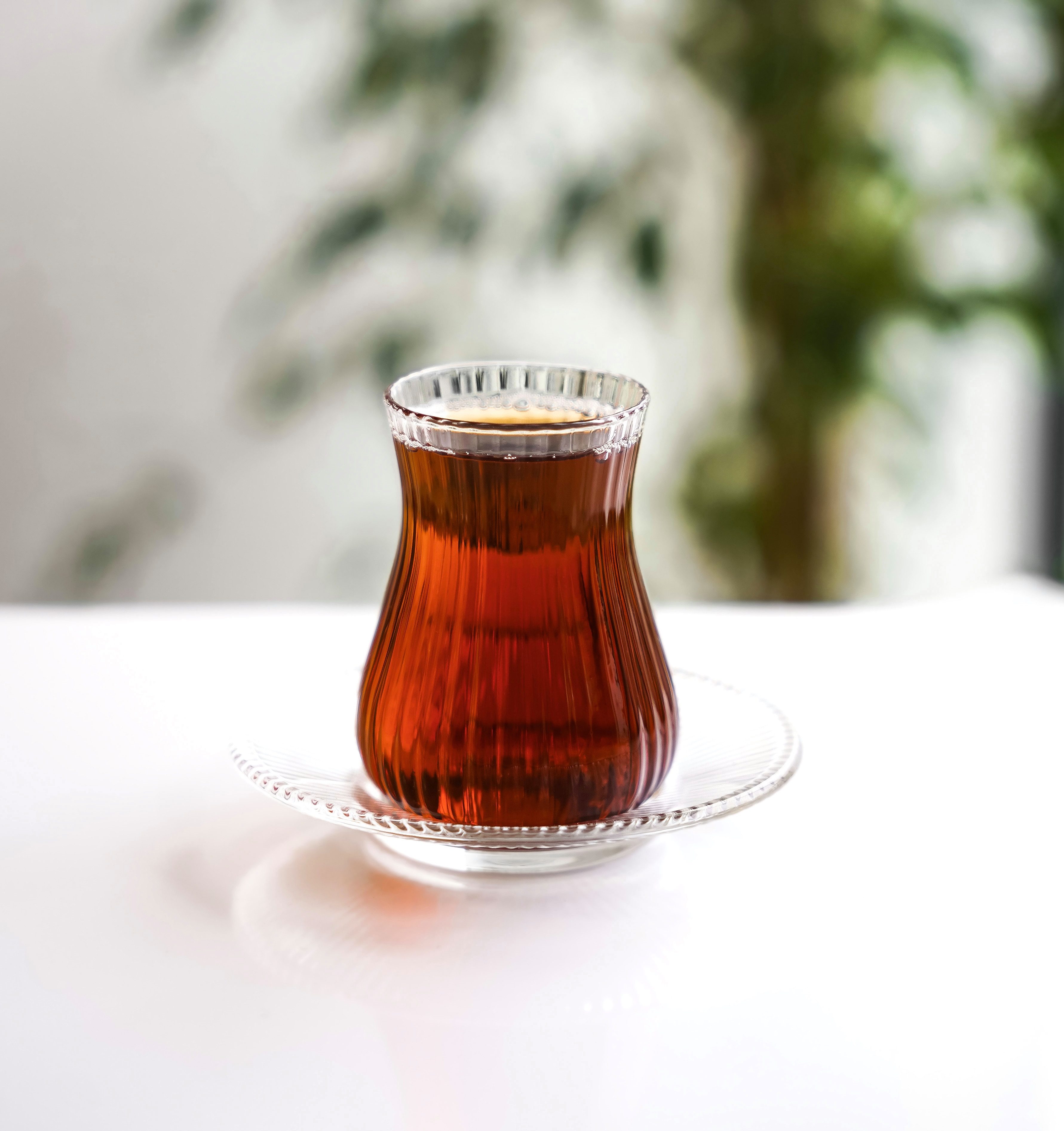 Mulex Teeglas Style Teegläser-Set mit Untertassen - 6er-Set im Relief-Design, 160 ml, 12-tlg., Glas