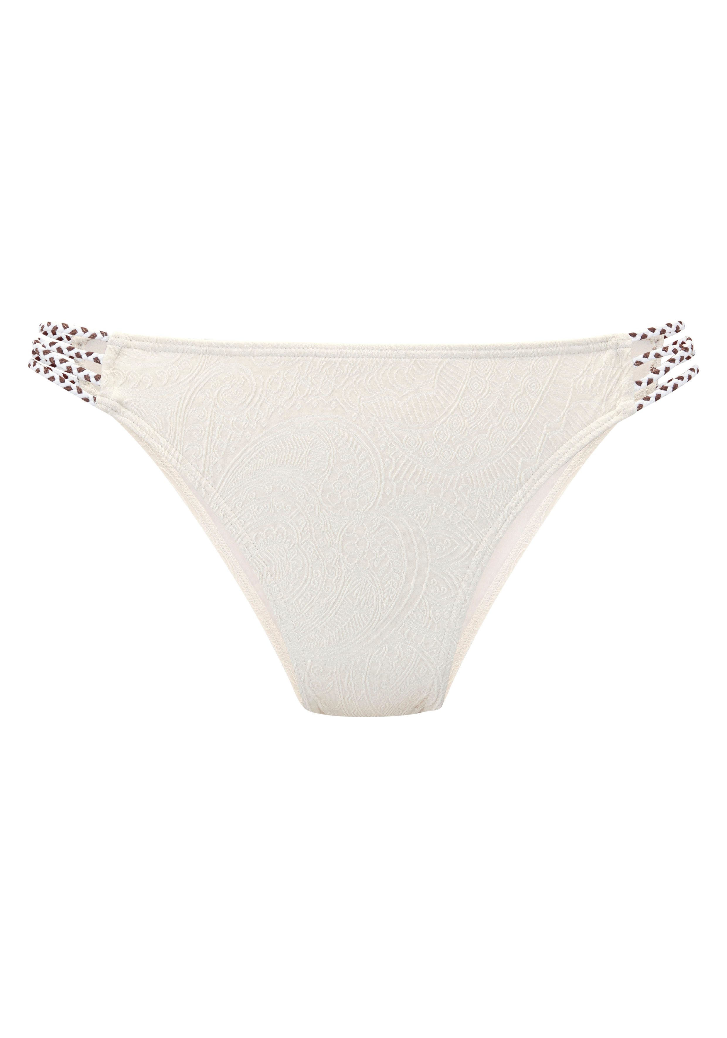 s.Oliver Bikini-Hose mit gemusterter Strukturware. € 29,99