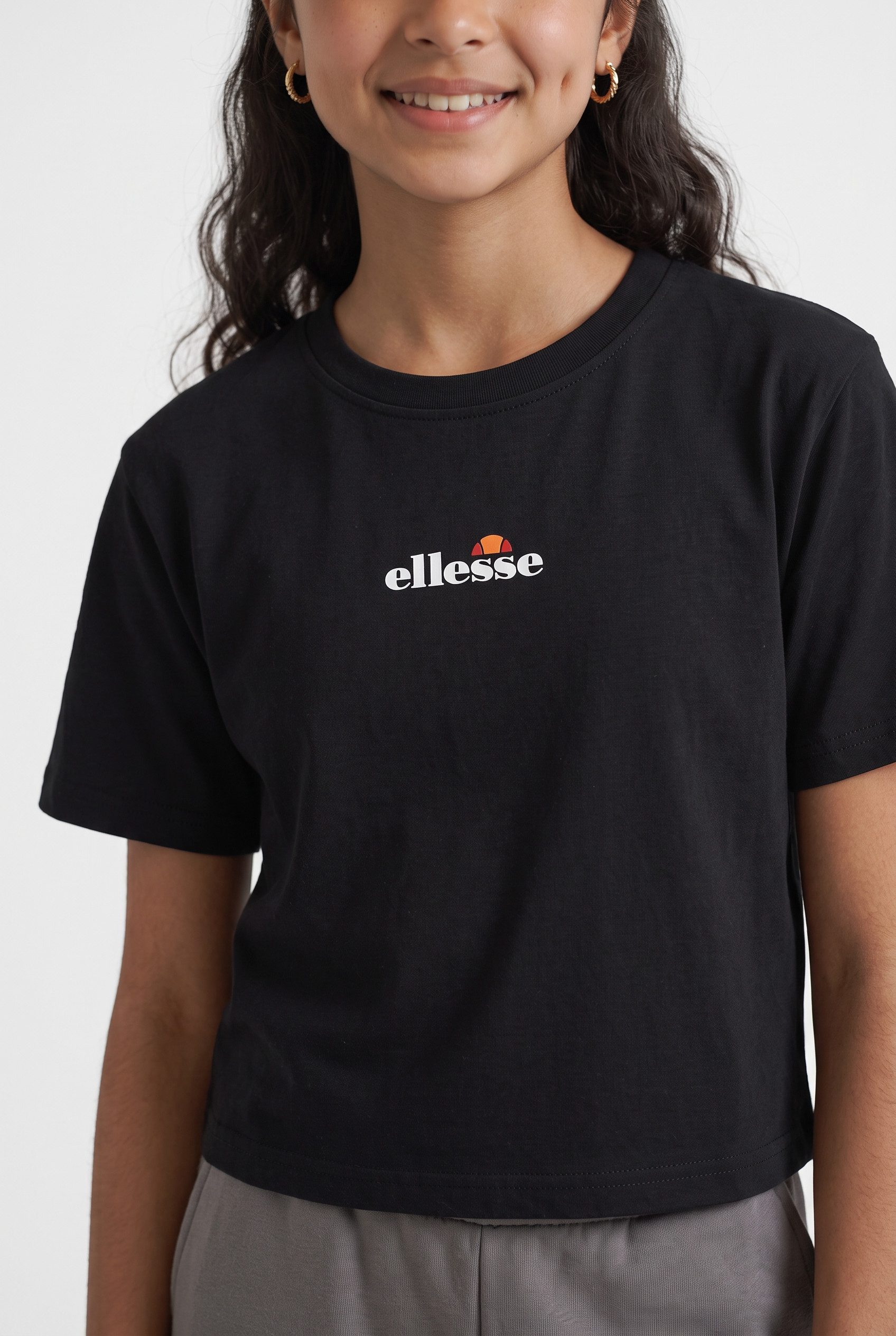 Ellesse T-Shirt PINEROLO TEE mit Rundhalsausschnitt, Kurzarm-Design, aus Baumwolle, normale Länge – Bild 3 von 5