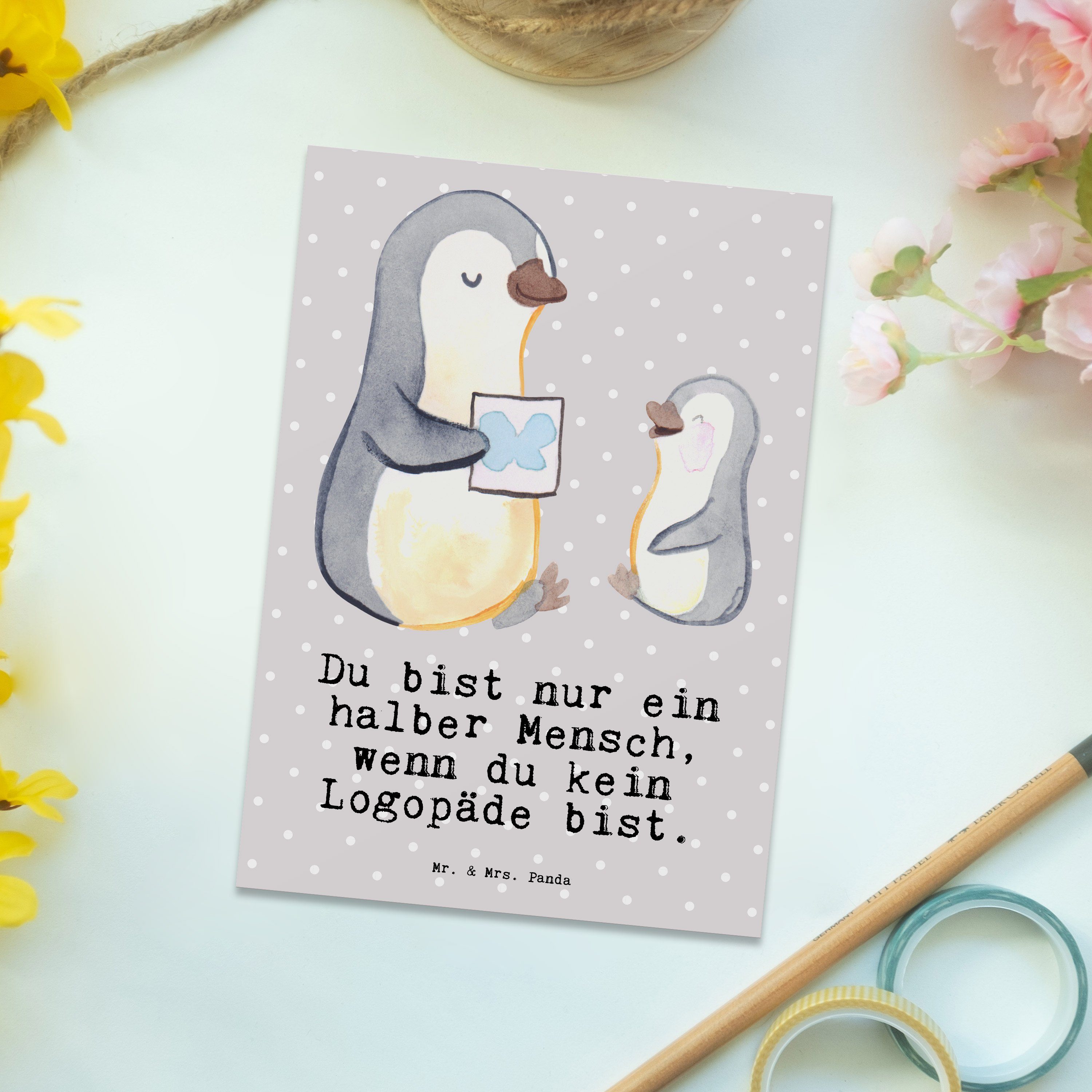 Mr. & Mrs. Panda Postkarte Logopäde mit Herz - Grau Pastell - Geschenk, Kollege, Ausbildung, Jub