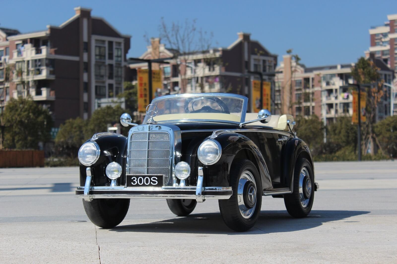 Toys Store Elektro-Kinderauto Kinder Elektrofahrzeug Mercedes Benz 300S Luxus Oldtimer Usb Eva Leder, Belastbarkeit 35 kg