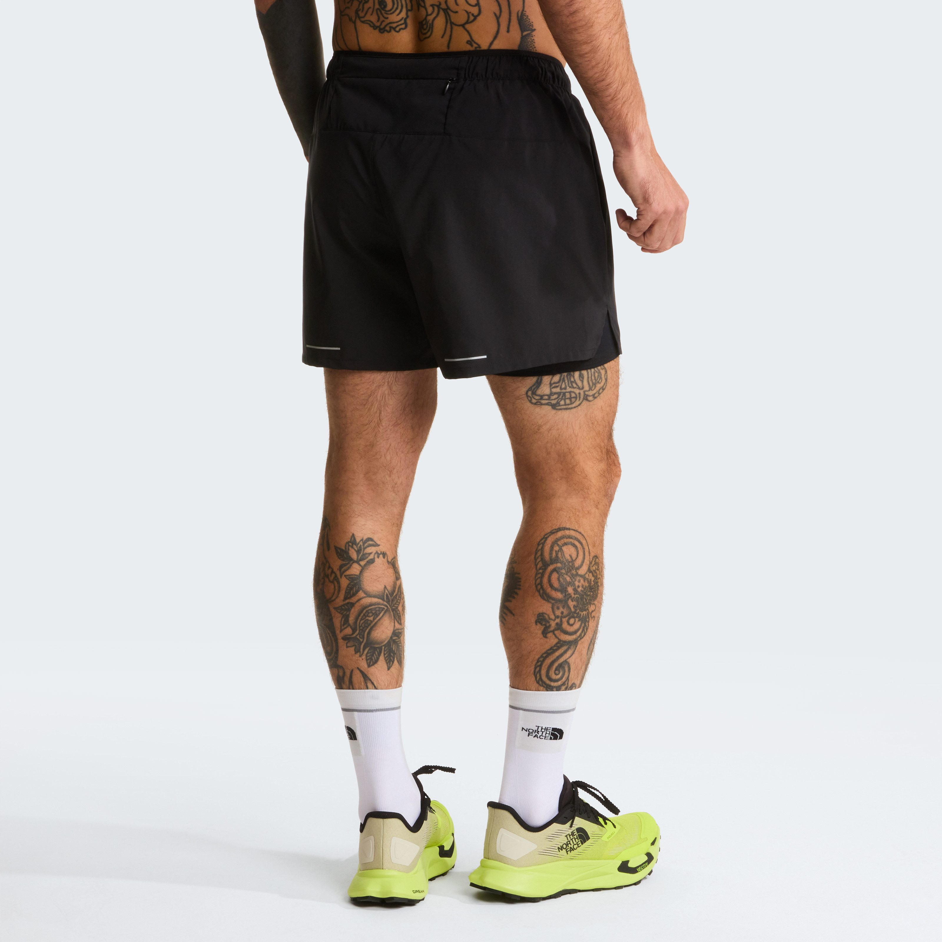 The North Face Trainingsshorts M LIGHTBRIGHT 2IN1 SHORT 5IN aus Polyester, mit FlashDry™-Technologie, enge Passform