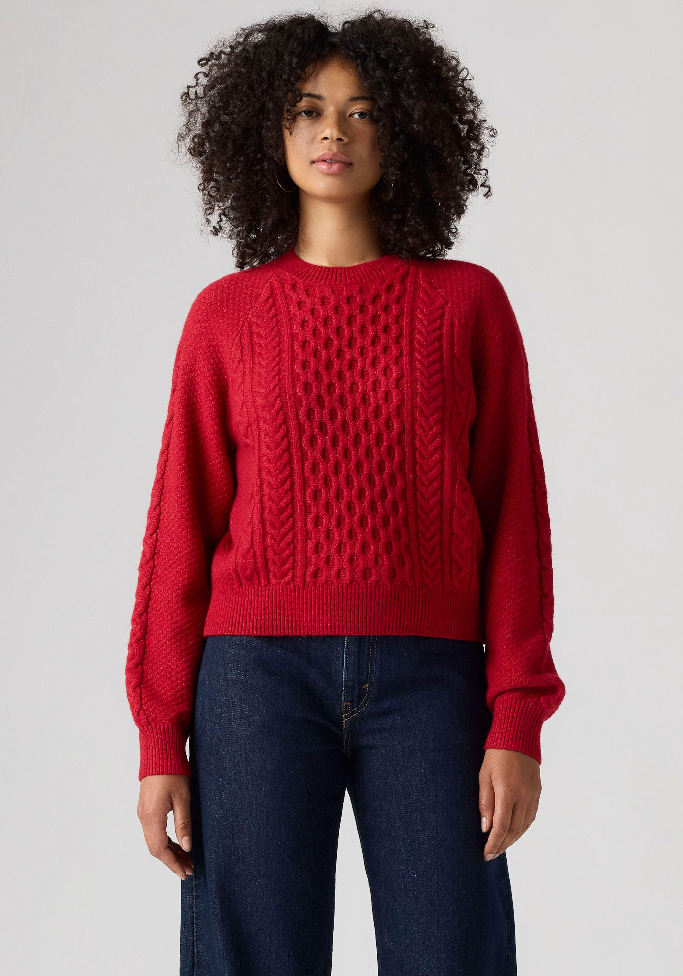 Levi's® Rundhalspullover JOLIE CABLE CREWNECK SWEATER mit Zopfmuster, weicher Materialmix