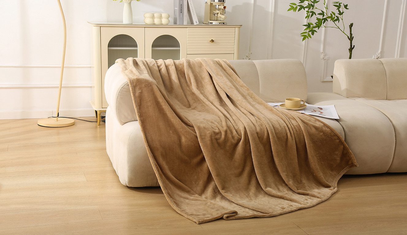 Wohndecke Tianna, weiche Kuscheldecke, TOPSELLER!, OTTO home, weiche Kuscheldecke,150x200cm, leicht & kompakt, pflegeleicht, premium – Bild 3 von 5