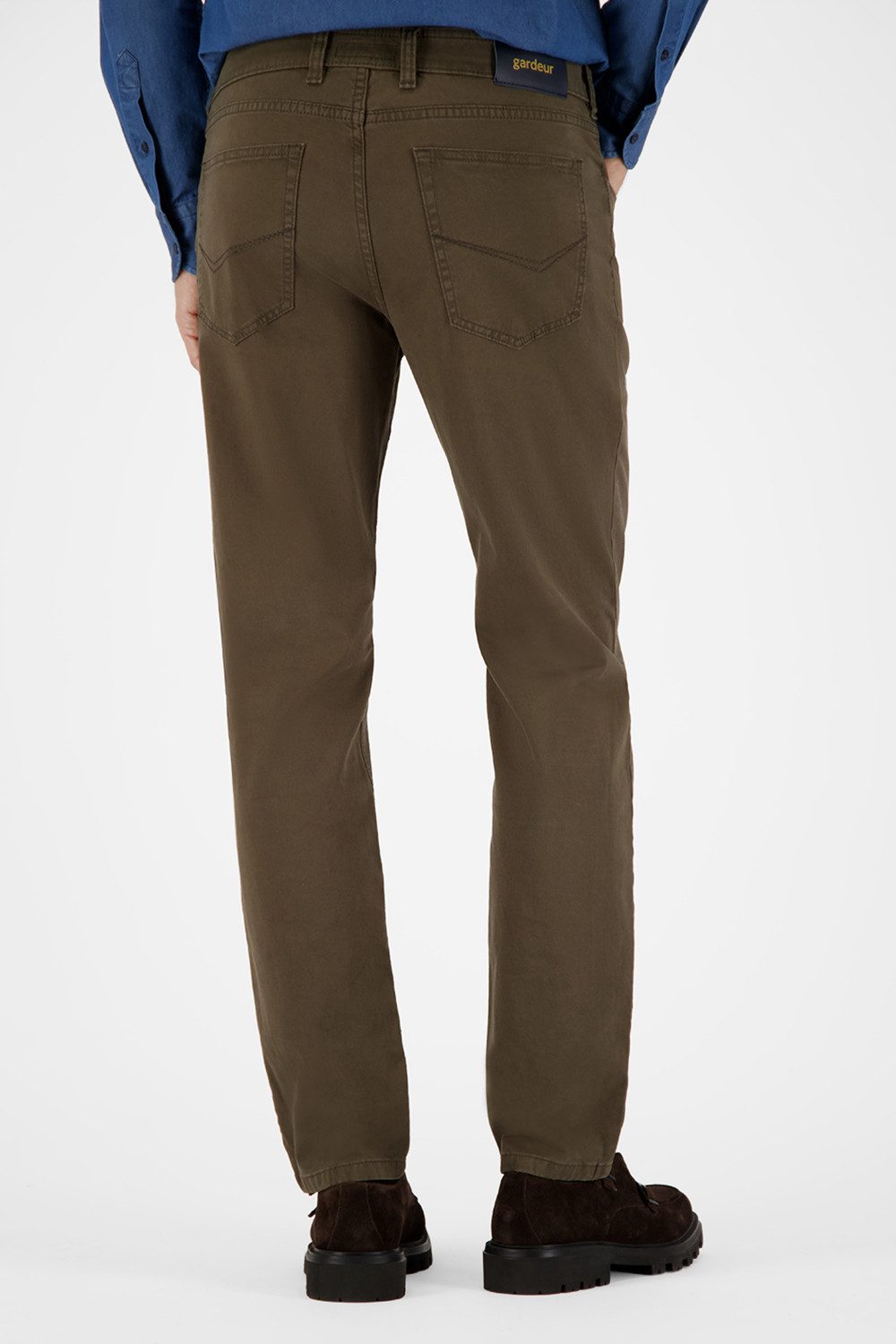 Atelier GARDEUR Straight-Jeans BILL-3-418861-1074, grün, khaki, Modern Fit Cottonflex mit Cashmere Touch für besonders weichen Tragekomfort
