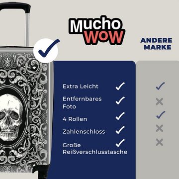 MuchoWow Handgepäckkoffer Eine Spielkartenillustration mit einem Totenkopf, 4 Rollen, Reisetasche mit rollen, Handgepäck für Ferien, Trolley, Reisekoffer