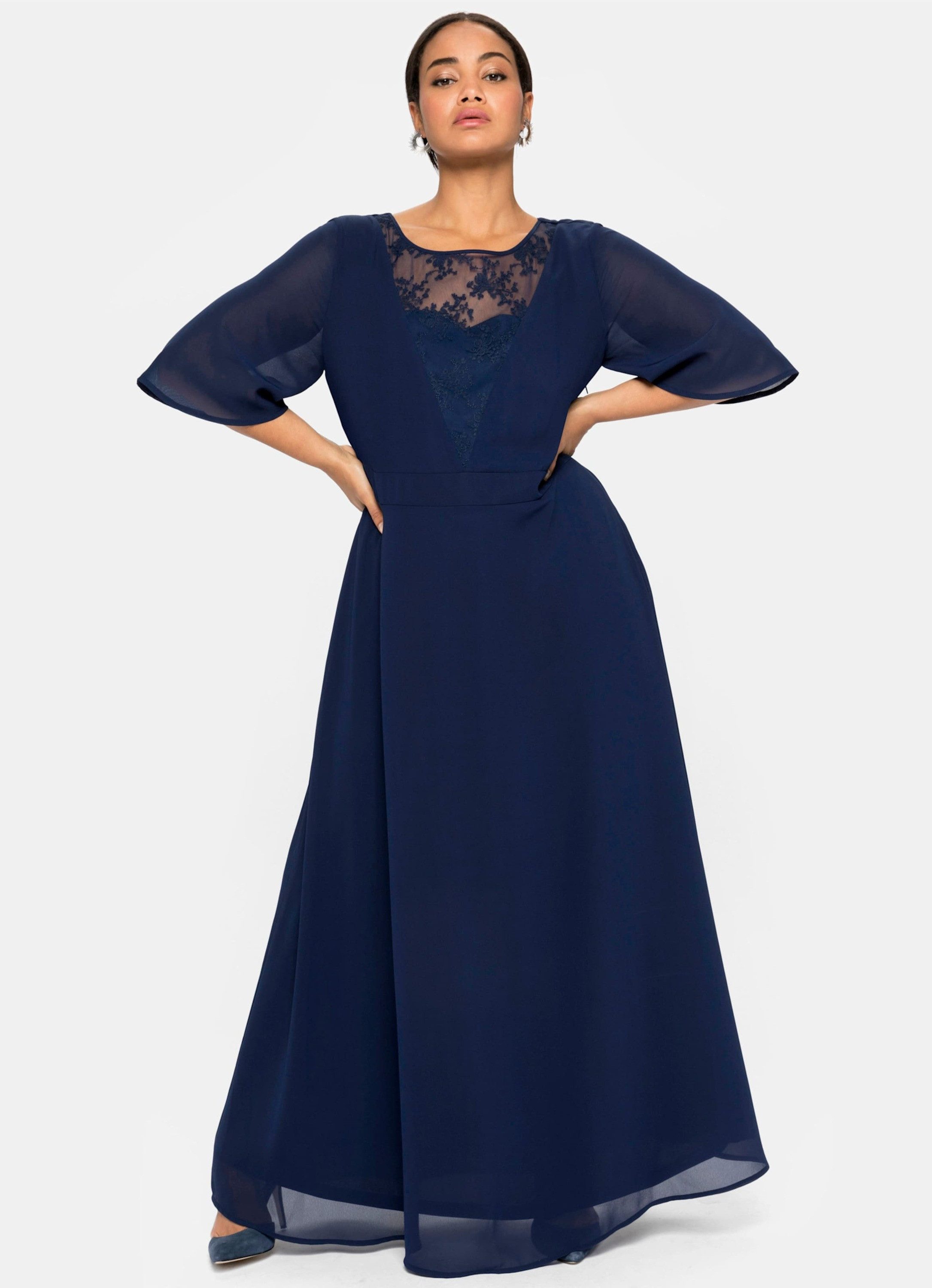 Sheego Etuikleid Abendkleid 3/4-Arm aus Chiffon, mit Spitzen-Einsatz