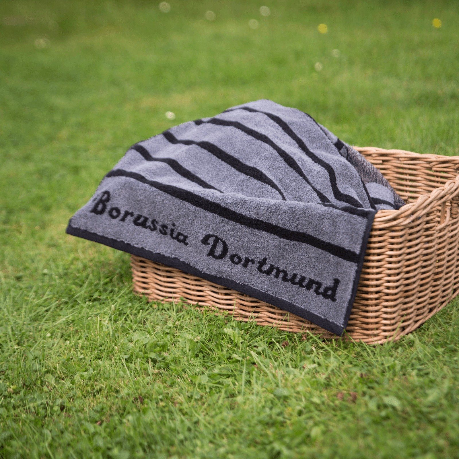 BVB Handtuch BVB-Handtuch schwarzgrau, Baumwolle (Packung, 1-St) günstig online kaufen