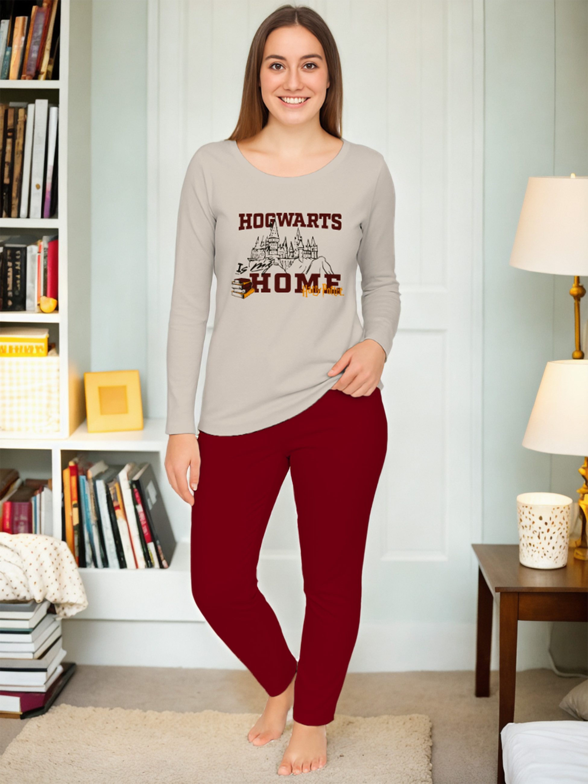 United Labels® Schlafanzug Harry Potter Schlafanzug Hogwarts is my Home Pyjama Set