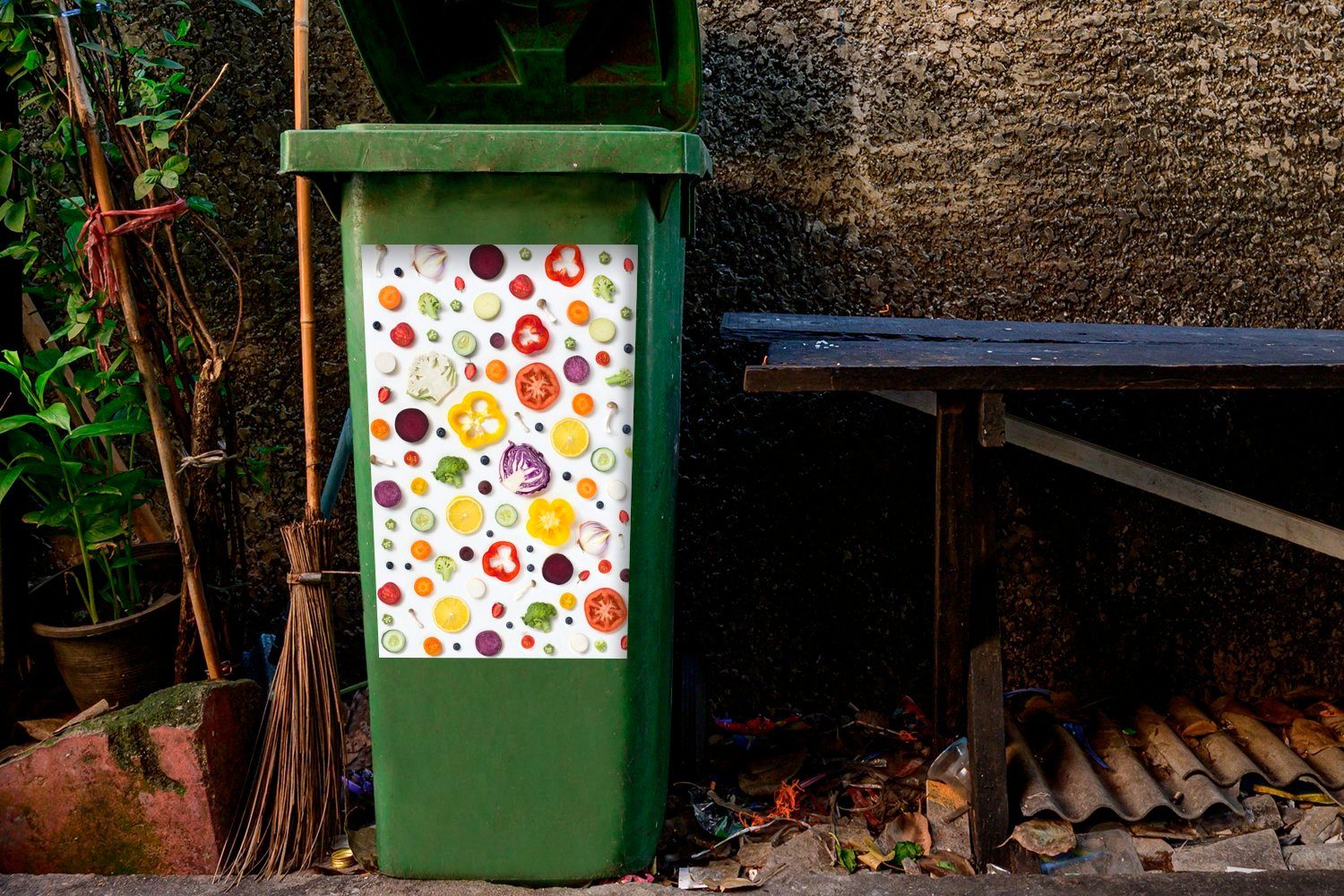 Gemüse einem MuchoWow Sticker, Mülleimer-aufkleber, auf Mülltonne, Container, Wandsticker St), Tisch Abfalbehälter (1