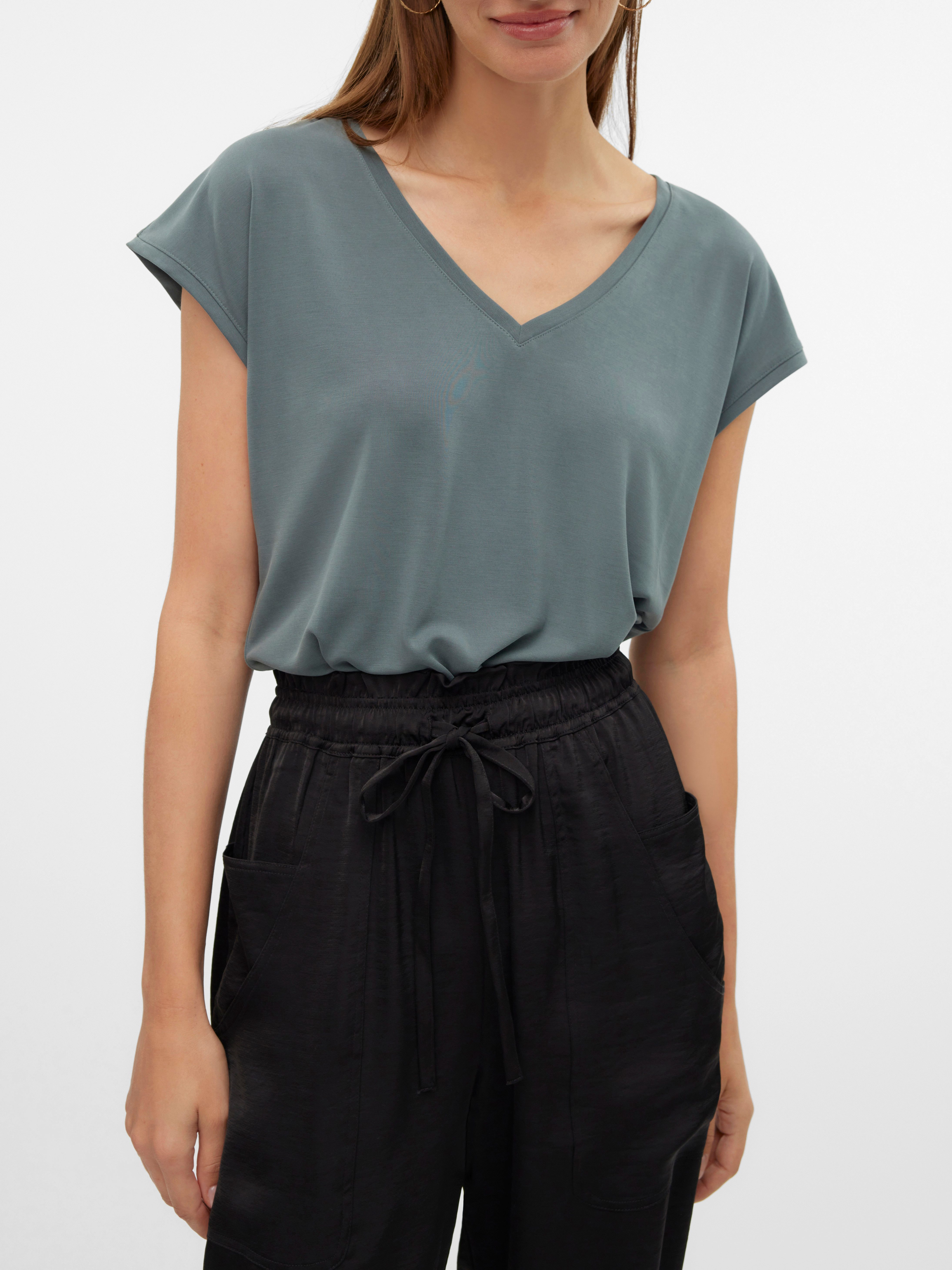 Vero Moda V-Shirt VMFILLI SS V-NECK TEE GA NOOS Materialmix, relaxed fit günstig online kaufen