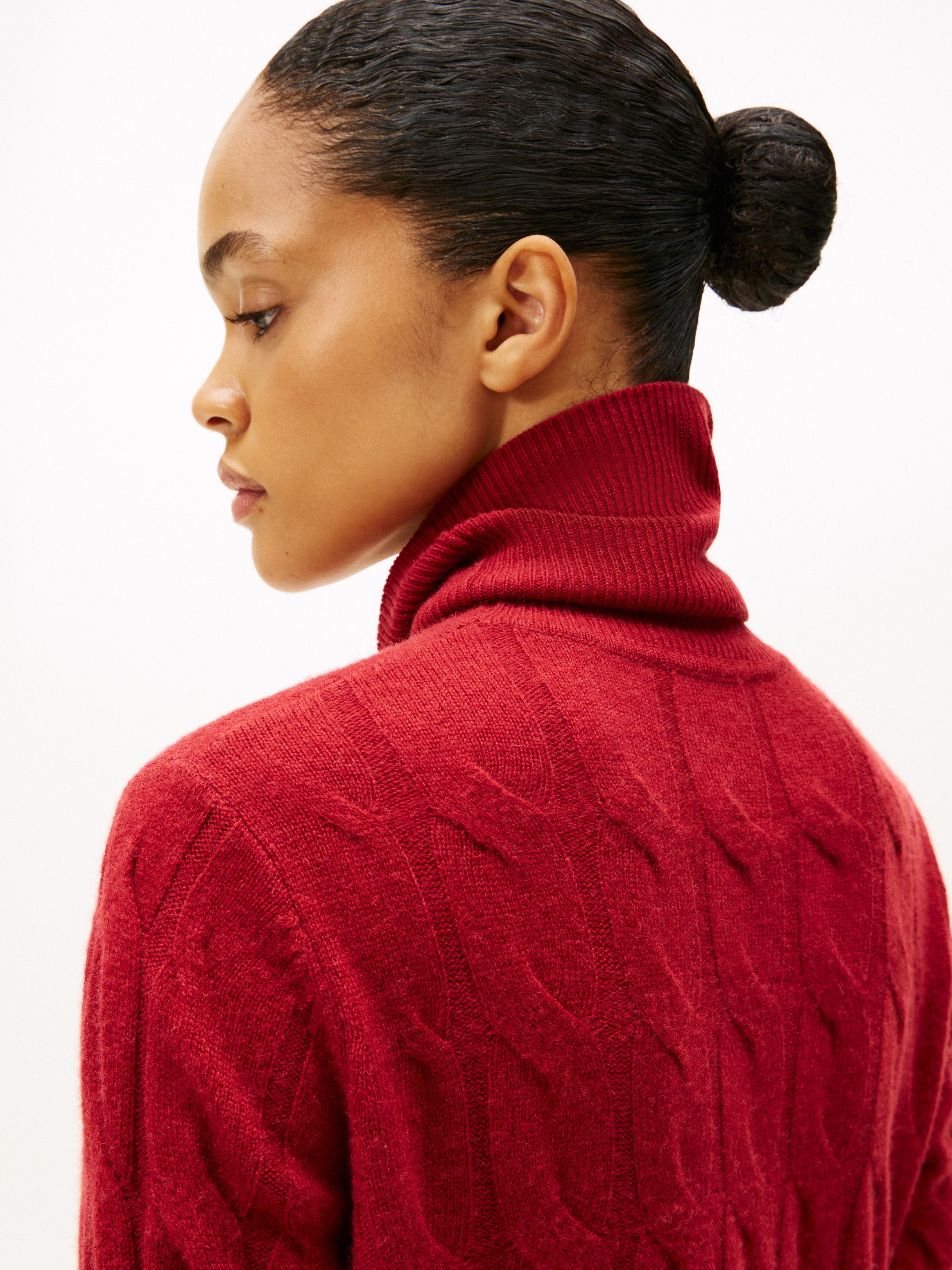 Strickkleid SOFT WOOL CABLE ROLL-NK LS DRESS