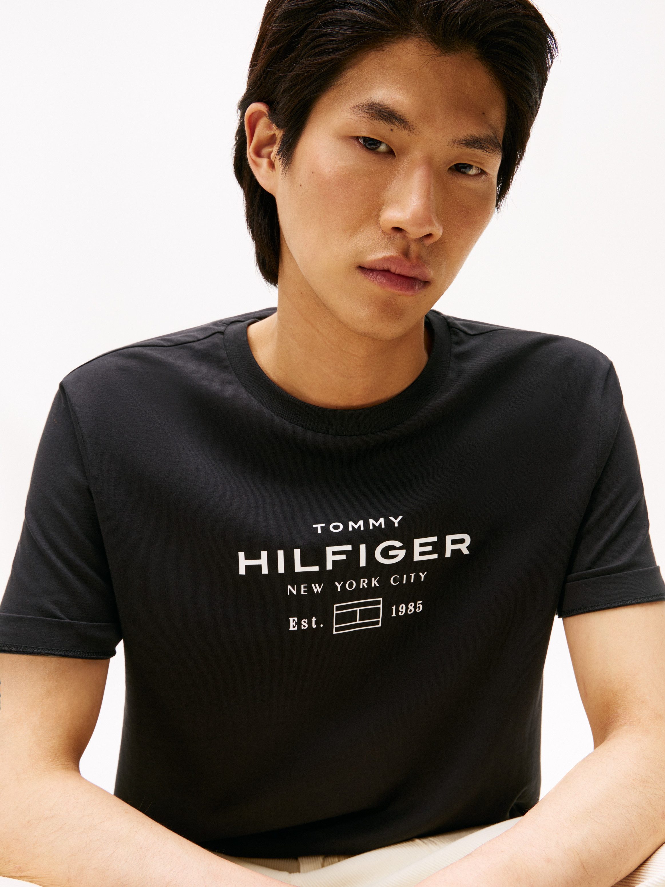 Tommy Hilfiger T-Shirt HILFIGER STACK GRAPHIC TEE Regular fit mit Rundhalsa günstig online kaufen