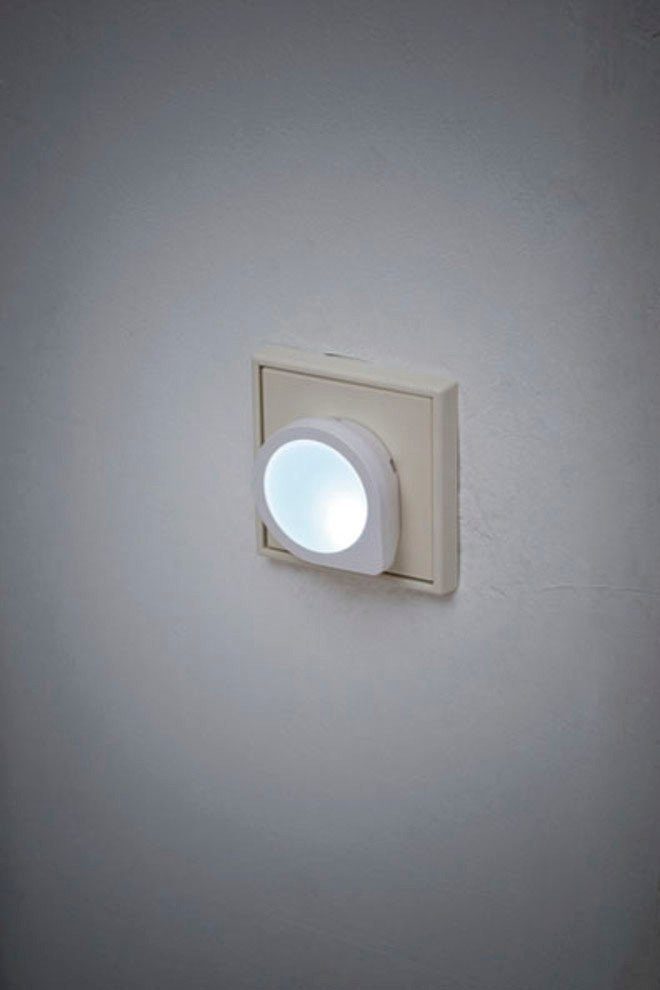 Brennenstuhl LED Nachtlicht NL 01 QD, Ein-/Ausschalter, LED fest integriert, Warmweiß, mit Dämmerungssensor