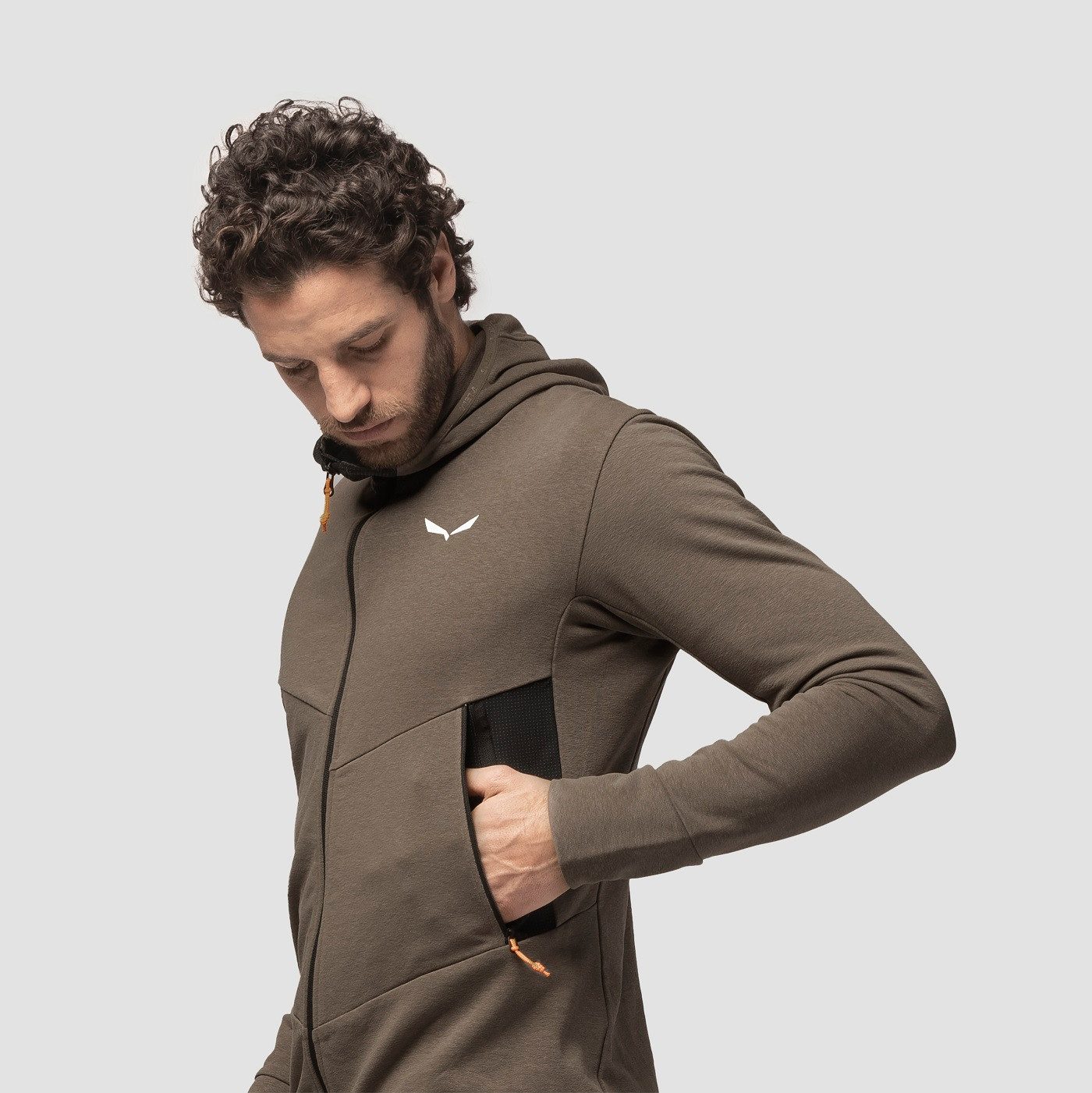 Salewa Fleecejacke Kletter-Kapuzenjacke Lavaredo Hemp (kühlender Tragekomfort) schwarz