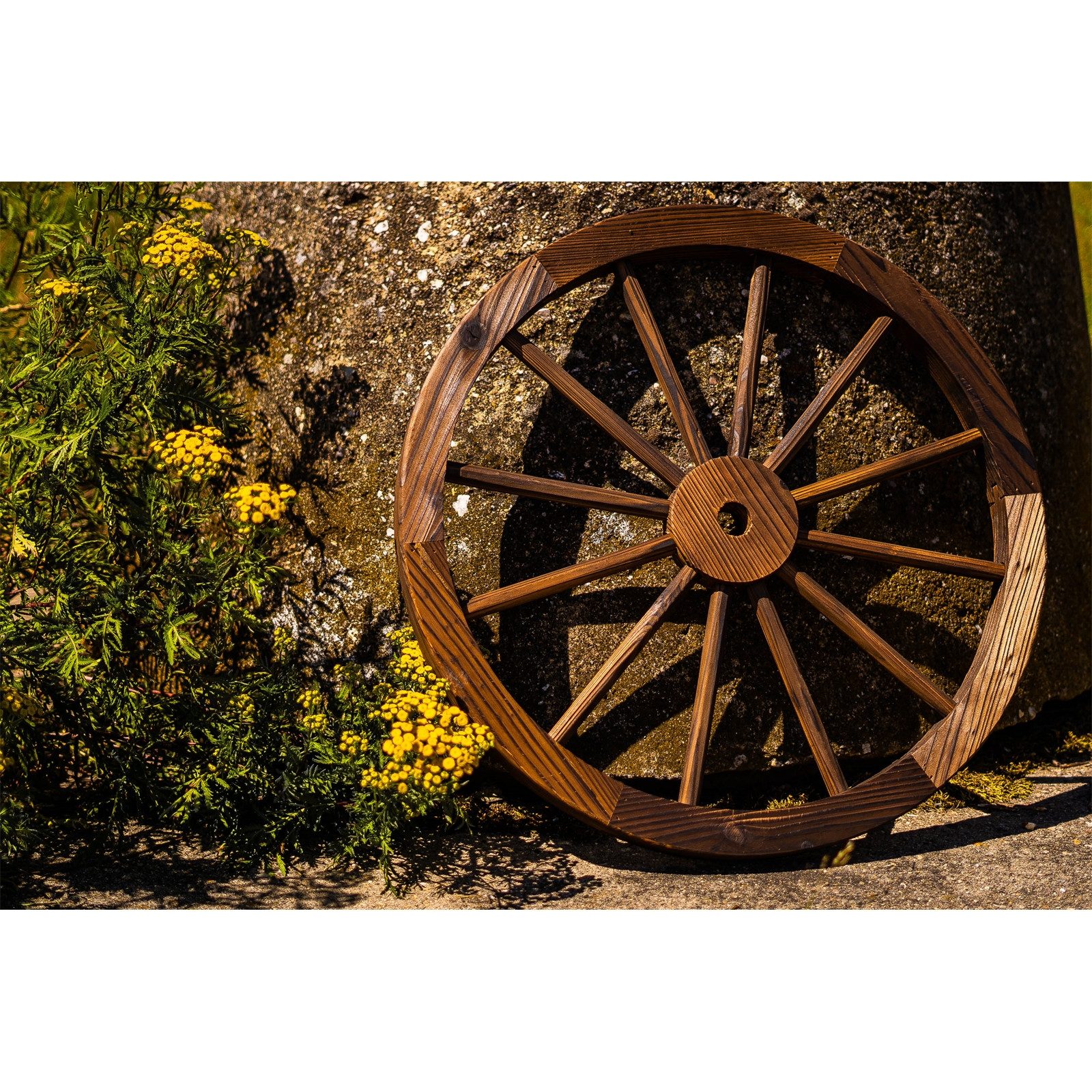 HTI-Living Gartenfigur Holzrad 2er Set Rustikal, (Set, 2 St., 2 Wagenräder), Gartendekoration
