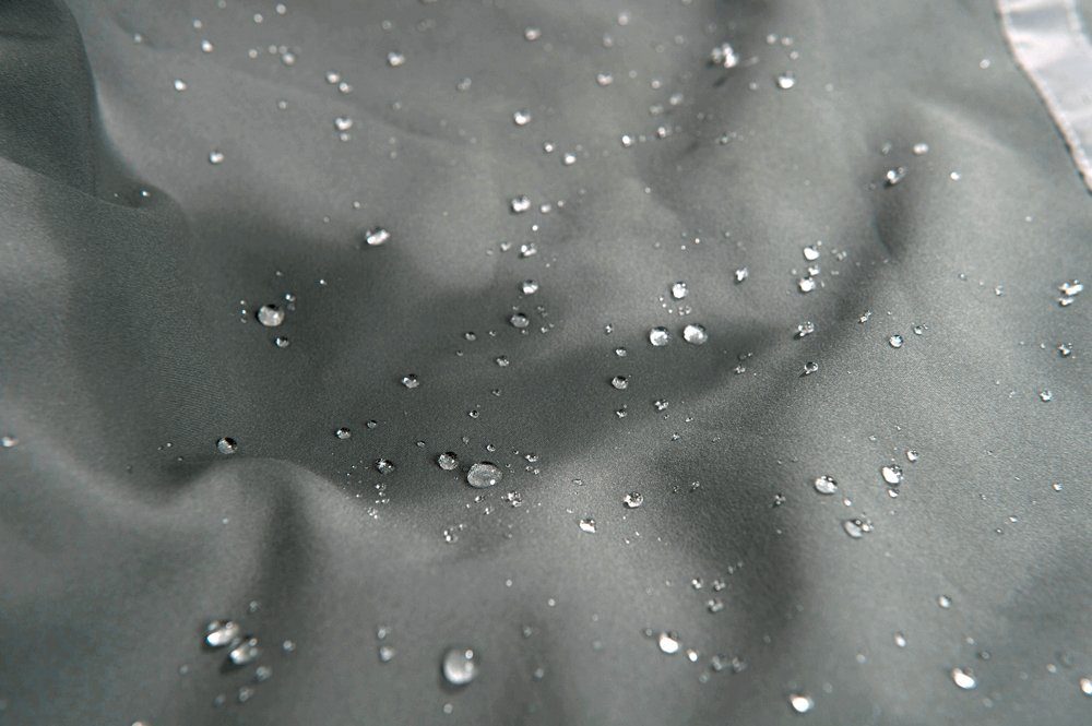 Amazonas Tragetuch Softshell Cover: Wasserabweisender Schutz für alle Babytragen