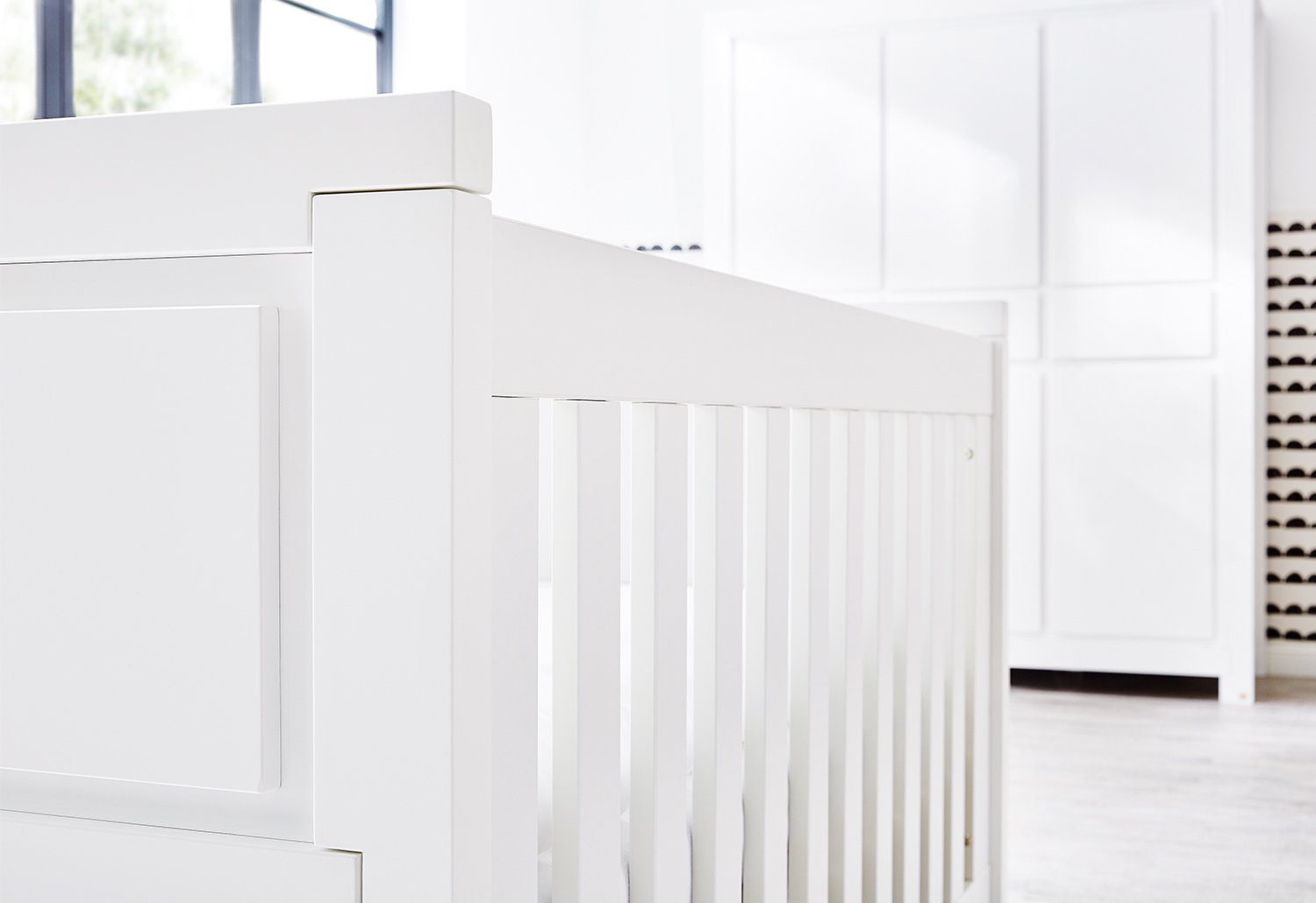 Möbel Babymöbel Pinolino® Babyzimmer-Komplettset Milk, extrabreit groß, (Set, 3-St), mit Kinderbett, 6-trg. Schrank und extrabre