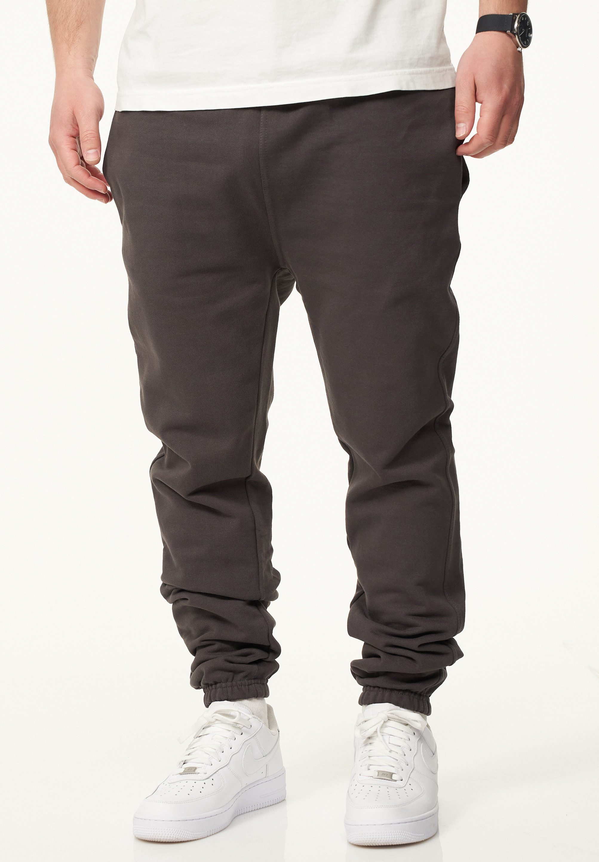BEHYPE STUDIOS Jogginghose IM REGULAR-FIT Herren Lange Sporthose Trainingshose Freizeithose