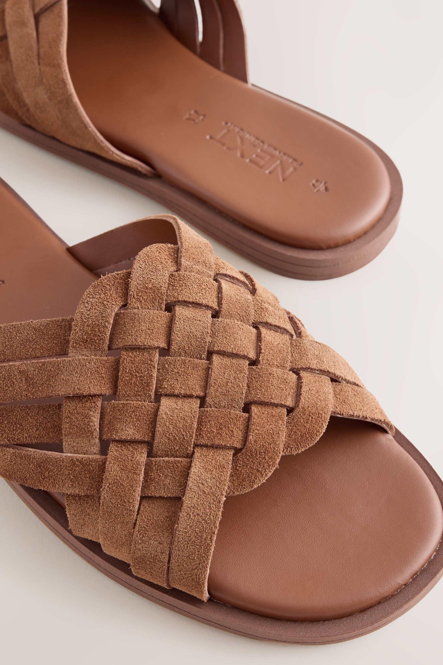 Next Forever Comfort® Pantoletten im Flechtdesign Sandale