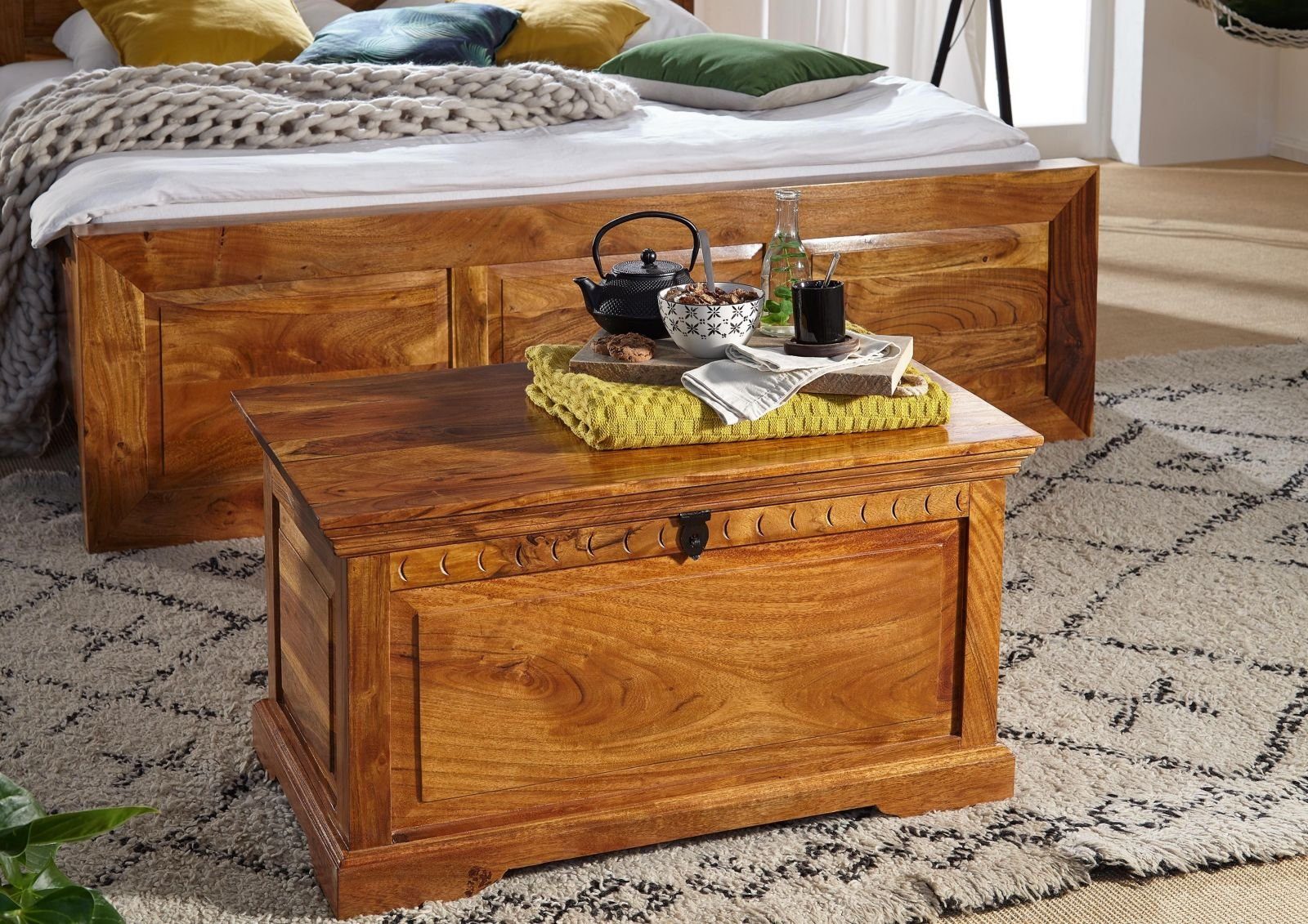 Massivmoebel24 Truhe OXFORD (1 St., Truhe Akazie 90x50x50 honig lackiert OXFORD #0323), Truhe Akazie 90x50x50 honig lackiert OXFORD #0323