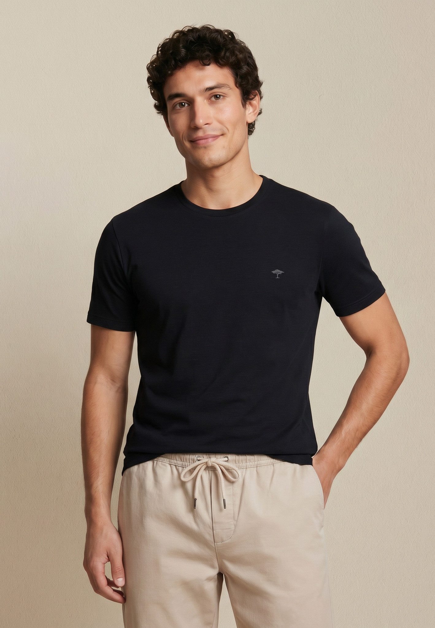 FYNCH-HATTON T-Shirt Sommershirt in unifarben, mit Logostickerei