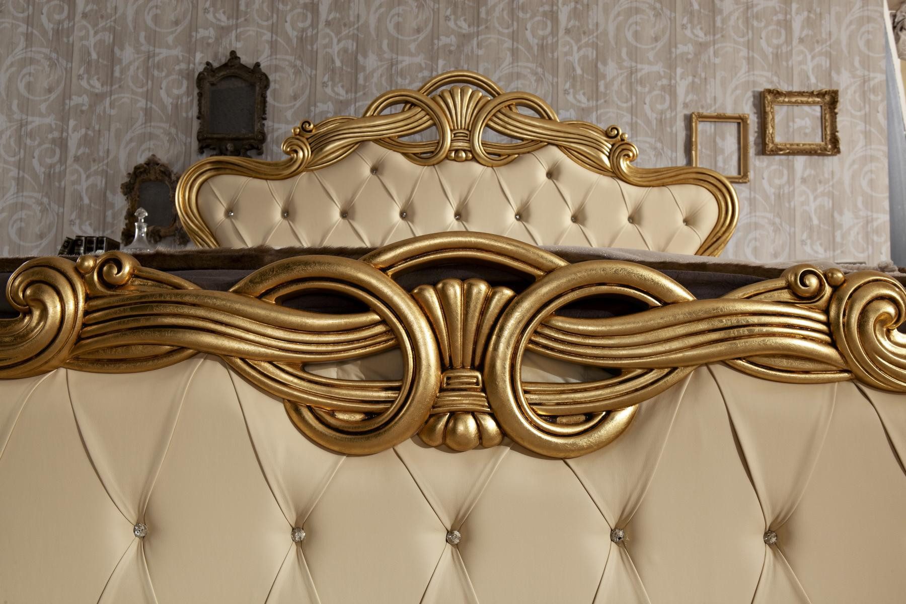 JVmoebel Polsterbett Barockes Chesterfield Doppelbett in Gold, stilvolle Möbel-Set, Made in Europa