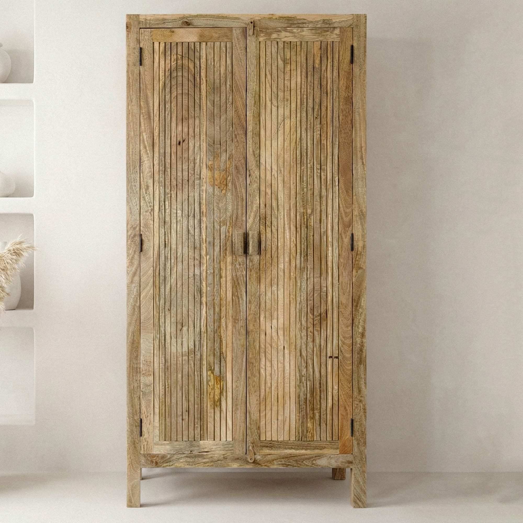 FINEBUY Highboard FB114814 Massivholz 187cm Wohnzimmerschrank Standschrank Flurschrank (Natürliche Maserung mit Charakter), Klare Linien für modernes Wohnen
