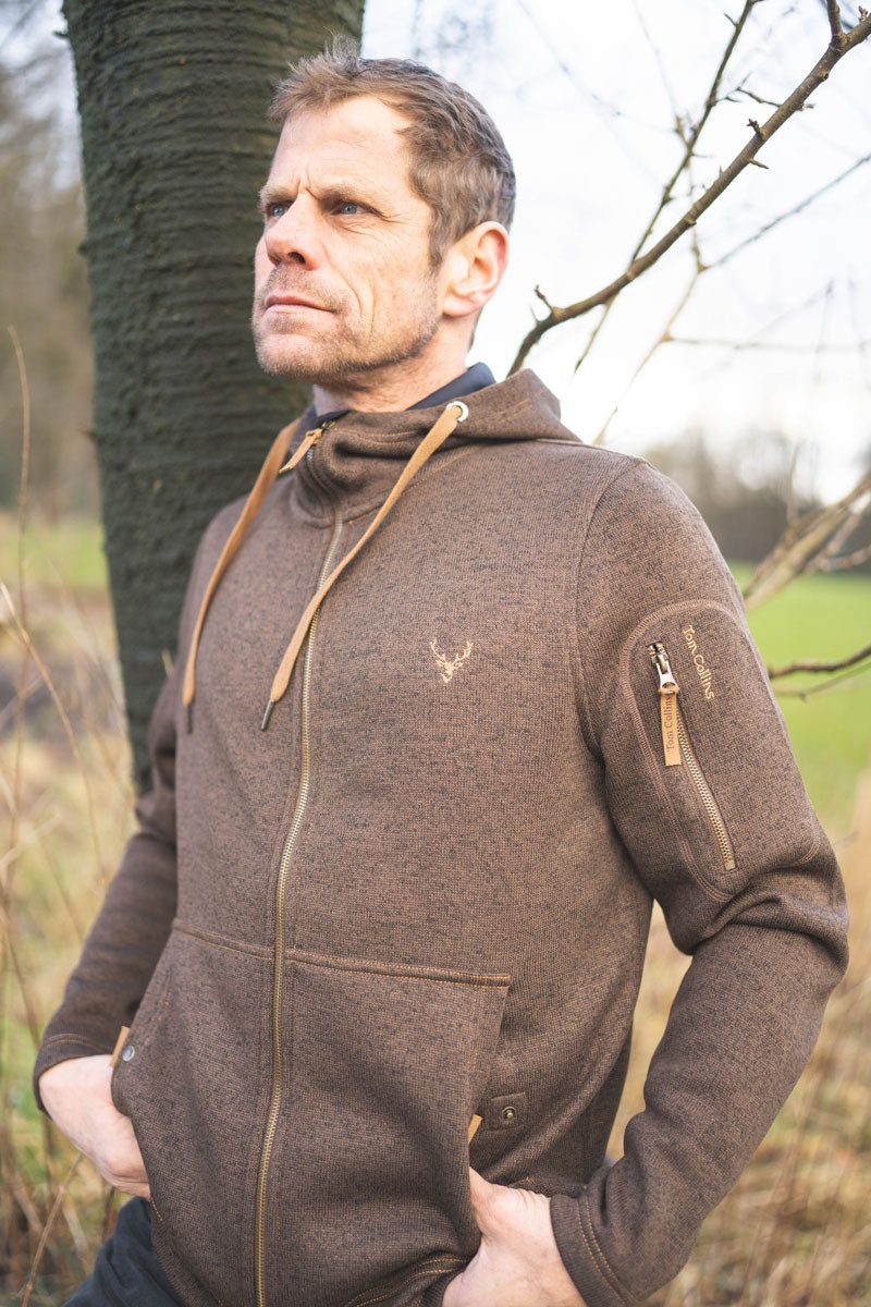 Tom Collins Strickfleecejacke Vazabi Herren Kapuzenjacke mit Hirsch-Stickerei auf der Brust – Bild 3 von 3