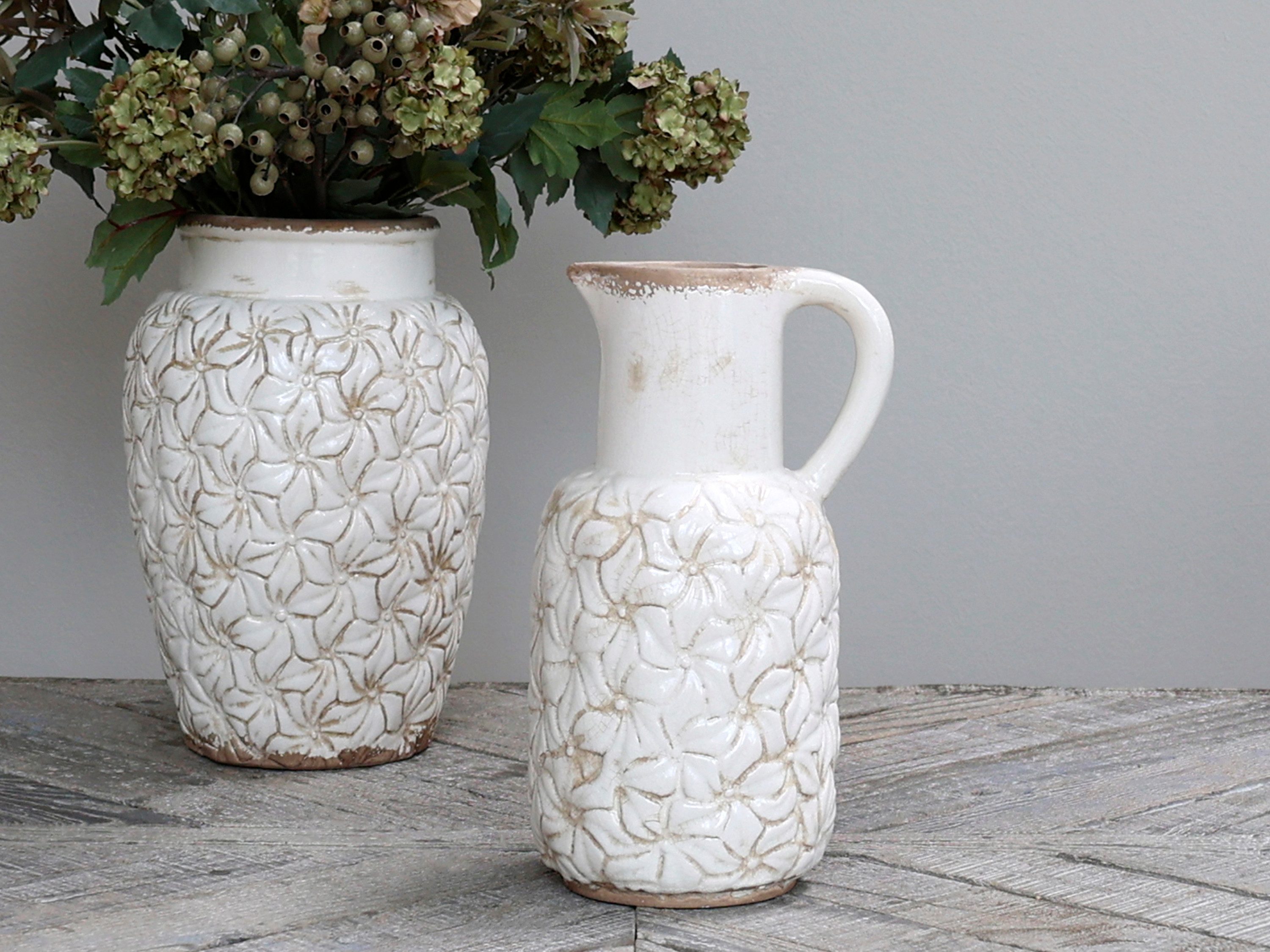 Chic Antique Blumentopf Colmar Keramik Übertöpfe Vasen und Krüge Creme 3D floral Landhaus, Reliefmuster, Keramik außen glasiert