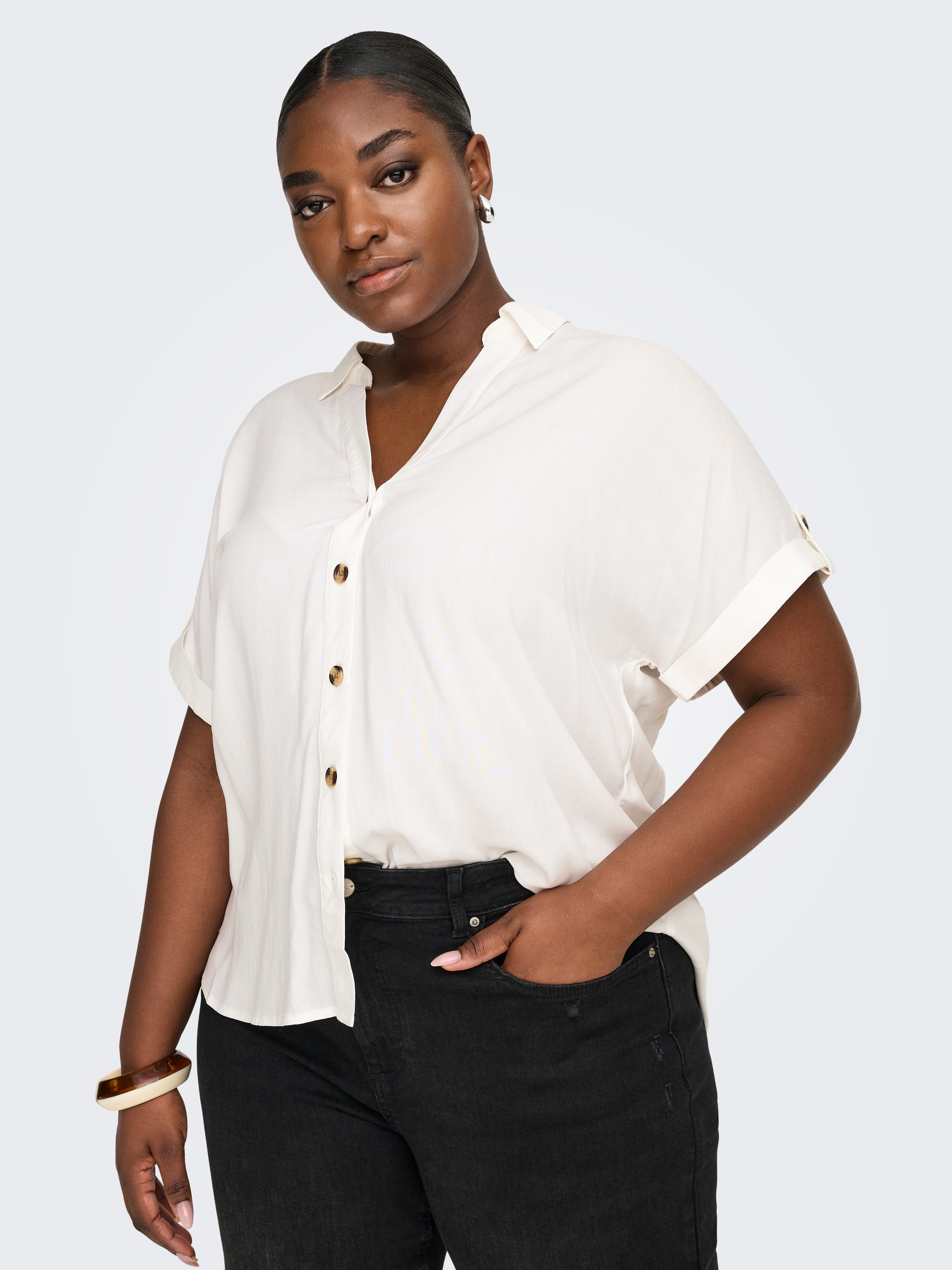 ONLY CARMAKOMA Kurzarmbluse CARYASMIN SHIRT S/S WVN NOOS