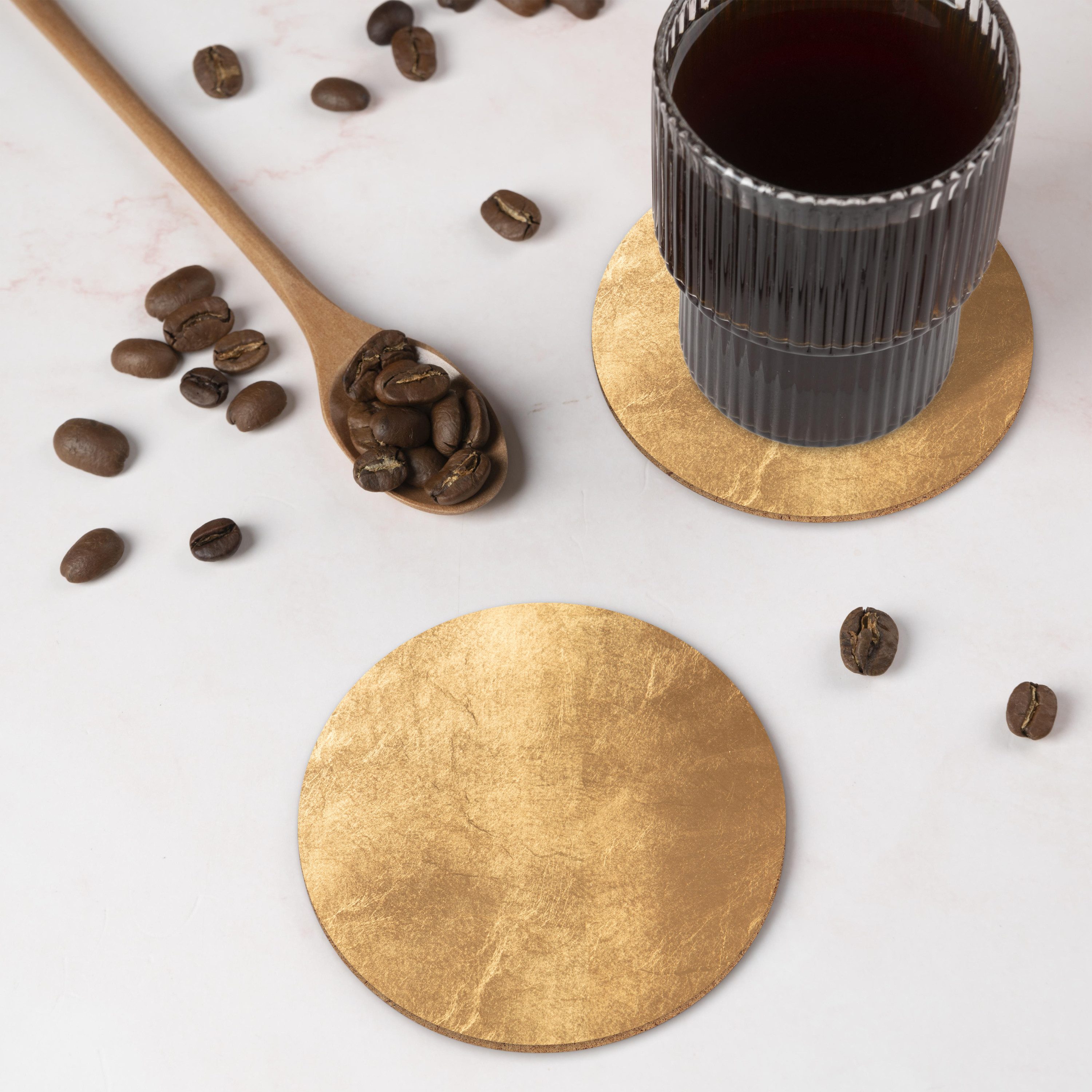 MuchoWow Glasuntersetzer Licht fällt auf eine goldene Wand, Zubehör für Gläser, 6-tlg., Getränkeuntersetzer, Rund, Tassenuntersetzer Kork, 10x10 cm – Bild 3 von 5
