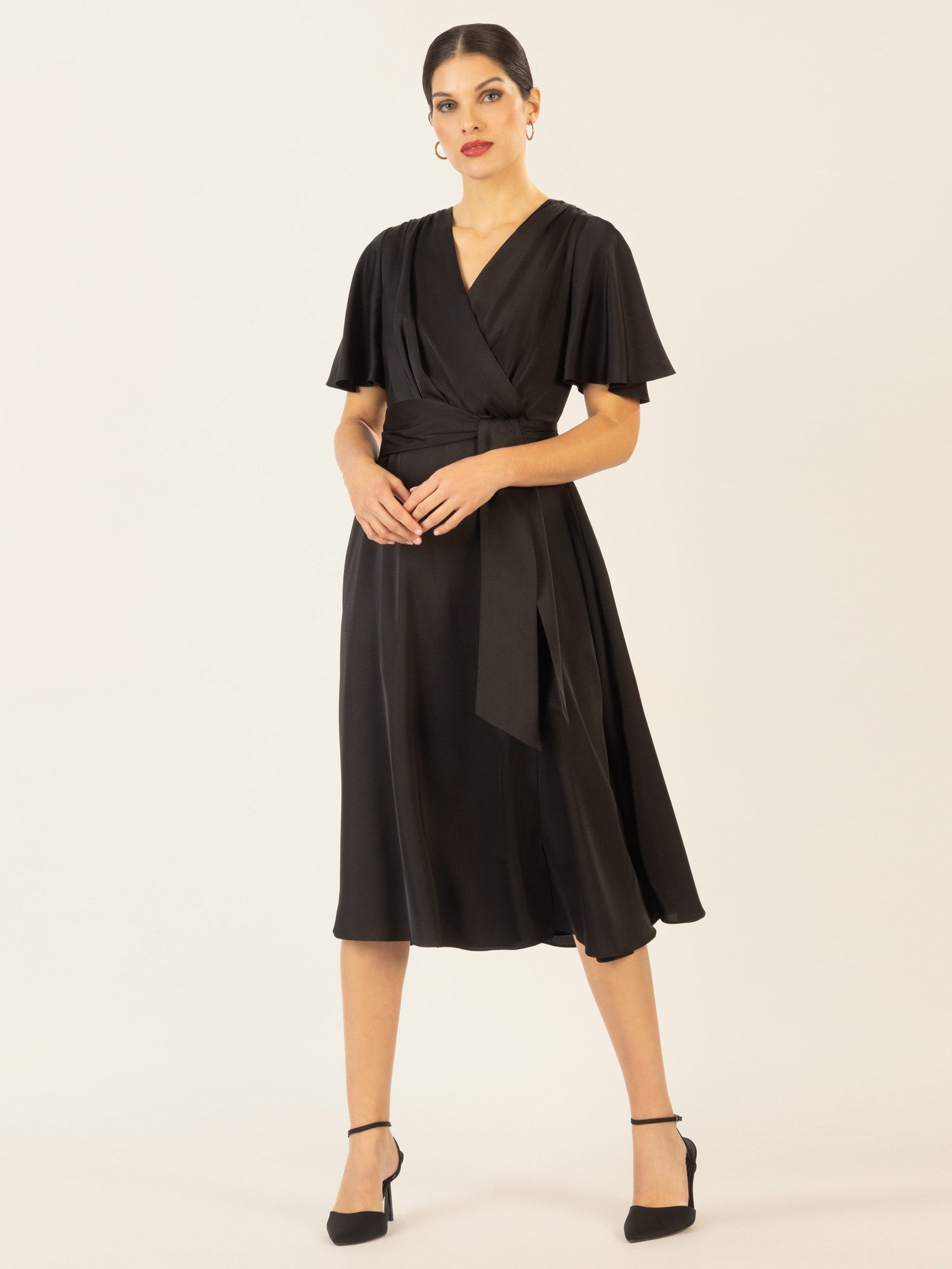 Apart Midikleid us mattschimmerndem Satin günstig online kaufen