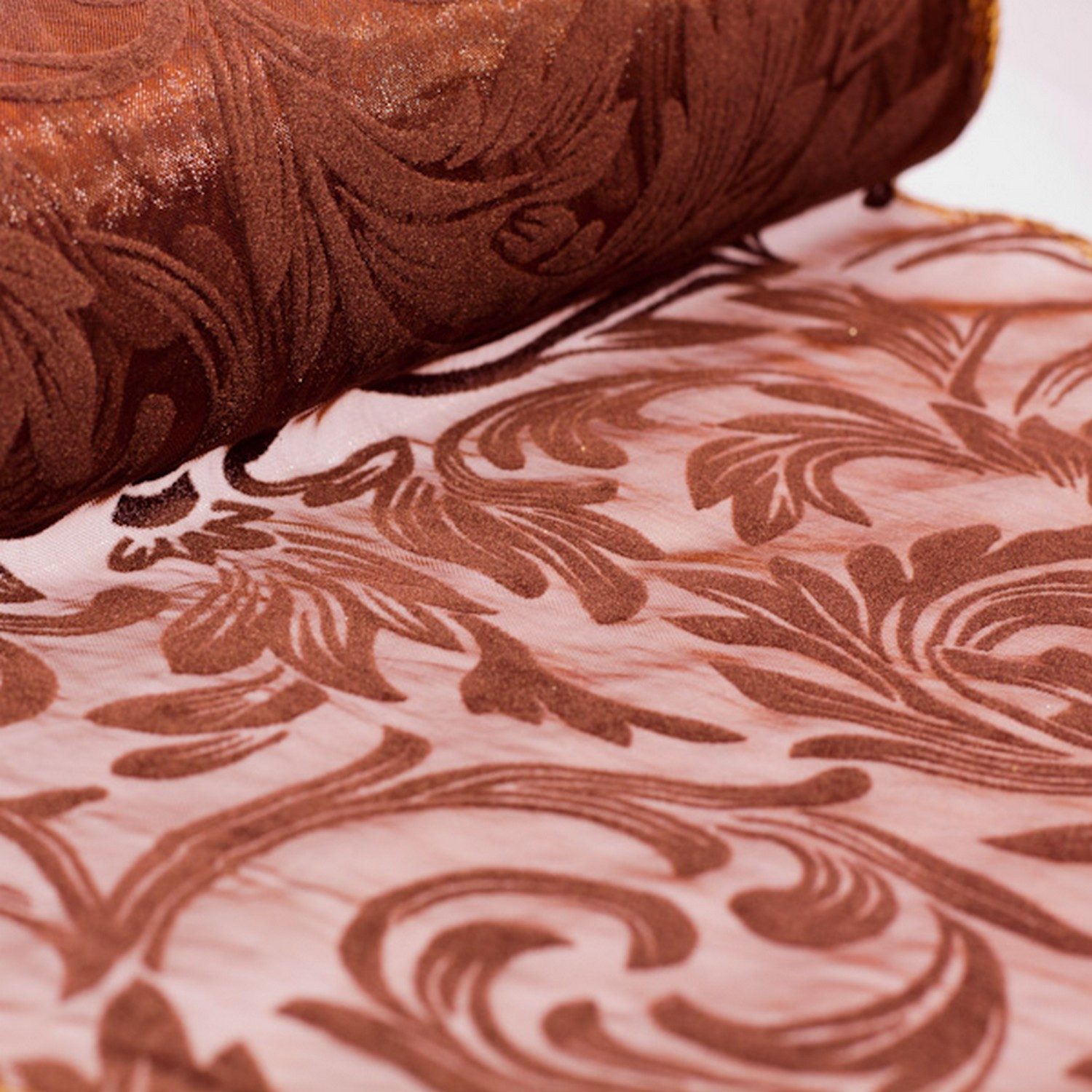 Deko AS Tischläufer Organza-Tischläufer mit samtigem Blättermotiv - chocolate - 28cm 10m (1-tlg, 1 Rolle Tischläufer), Strapazierfähig
