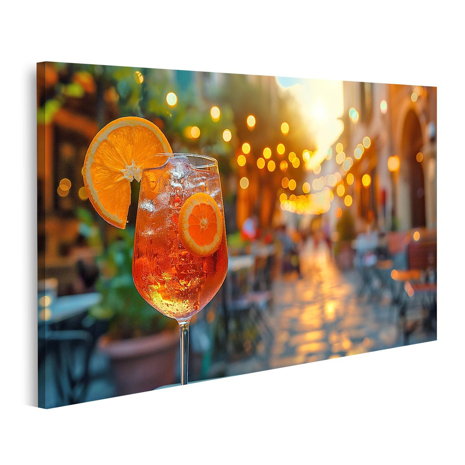 islandburner Leinwandbild Aperol Spritz Cocktail mit Orangendeko auf Tisch in belebter