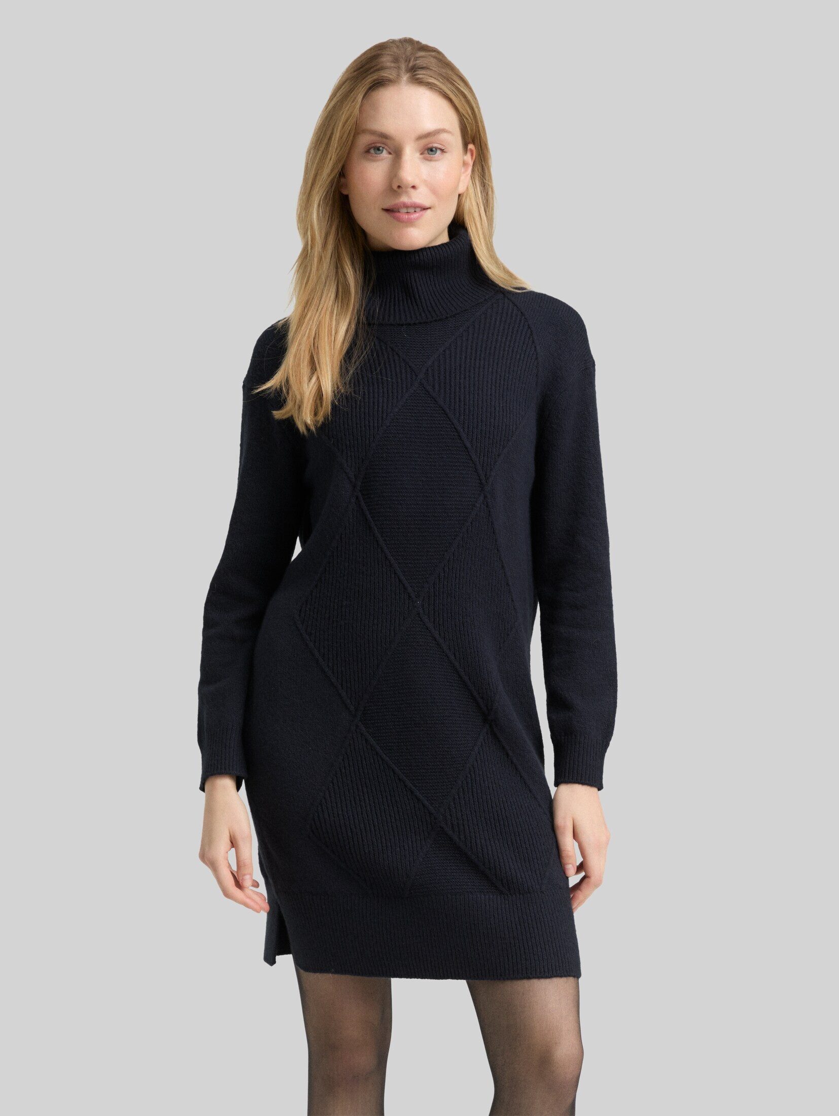 TOM TAILOR Sommerkleid Kleider & Jumpsuits Loose Fit Strickkleid