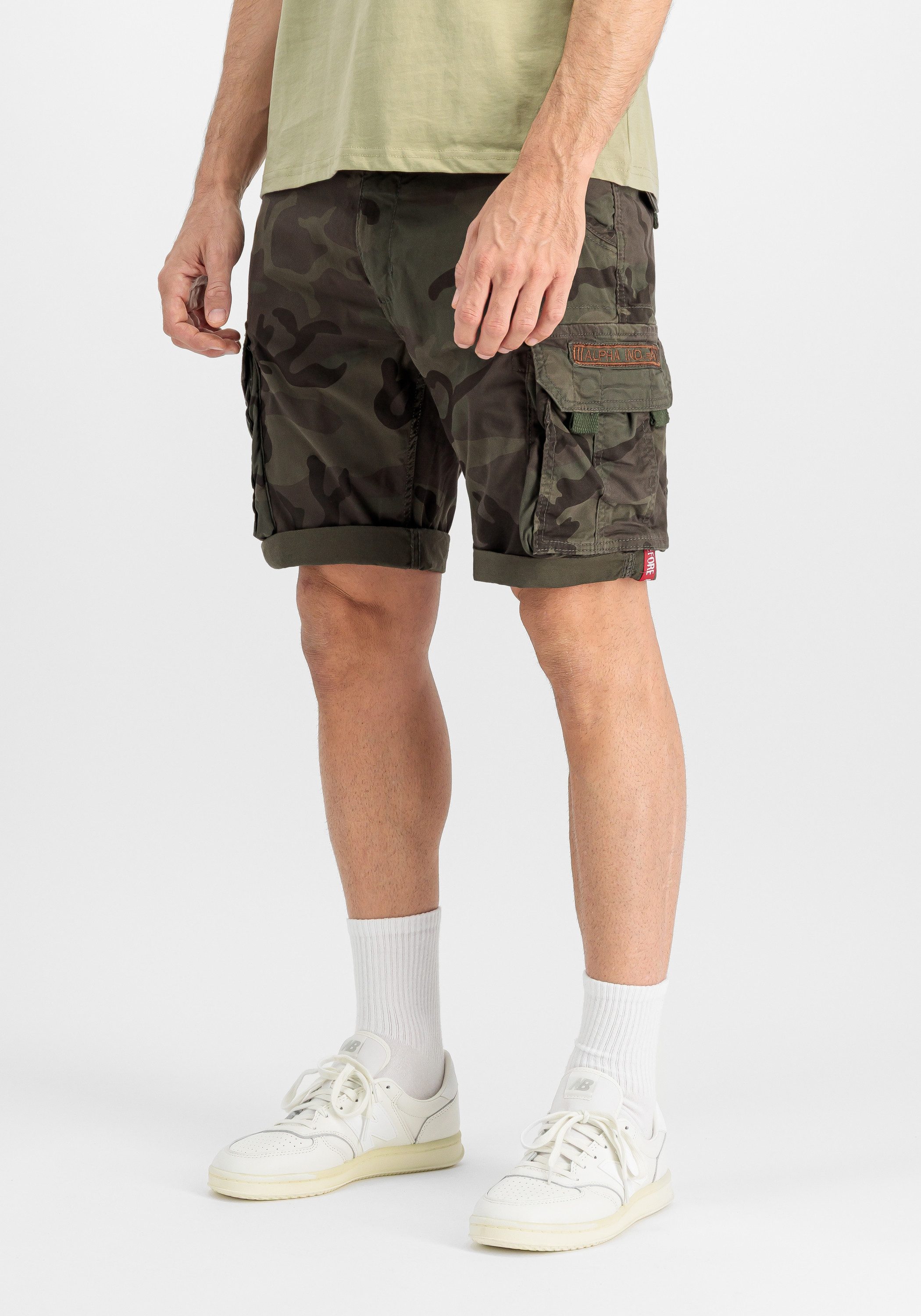 Alpha Industries Shorts Crew Short Camo