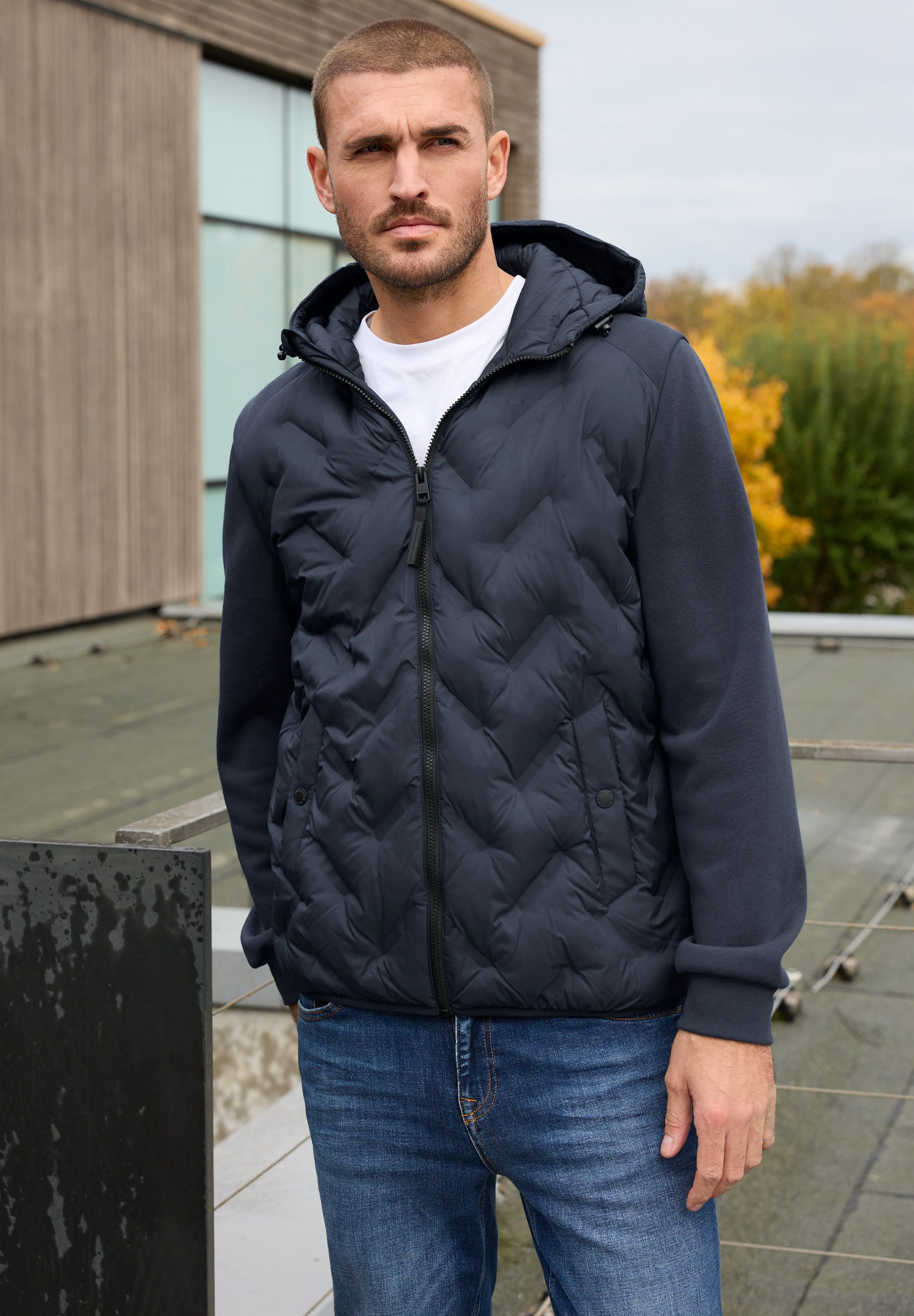 STREET ONE MEN Steppjacke mit Kapuze mit Tunnelzugband
