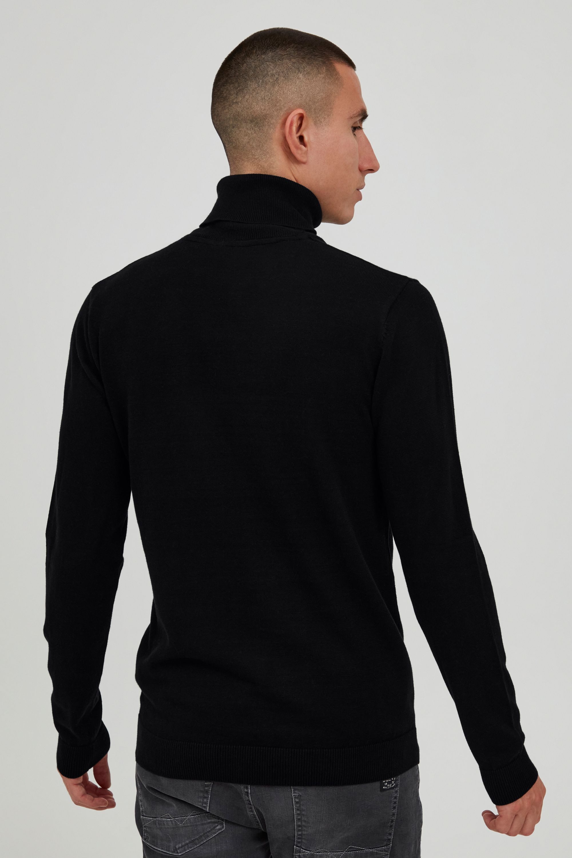 11 Project Strickpullover PRIngbert Klassischer Rollkragenpullover