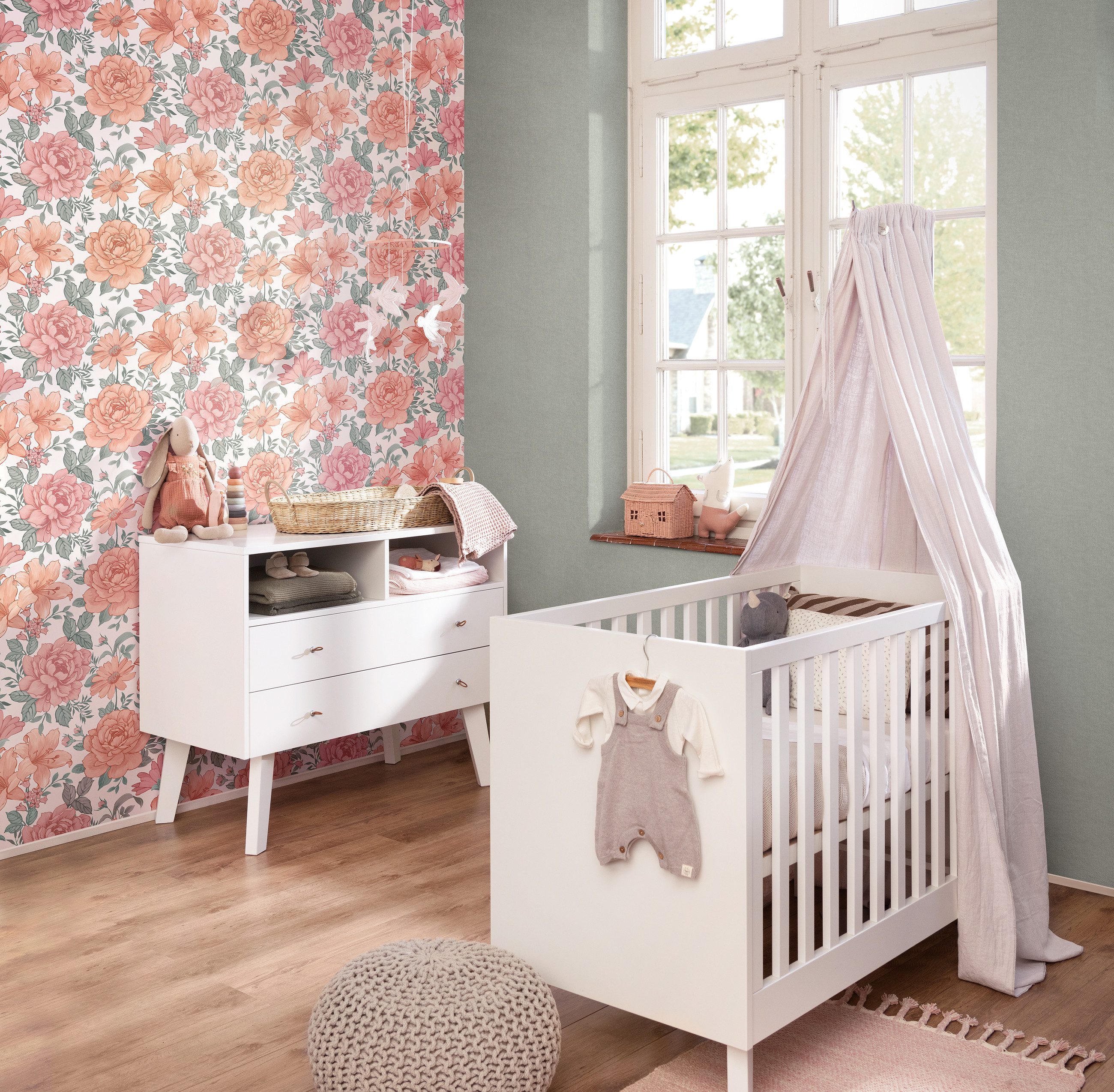 Rasch Vliestapete Leinenoptik Uni Grün, glatt, Leinenoptik, Aquarelloptik, Textiloptik, (1 Rolle, 1 St., Kollektion 'Kids World II' - 10,05 m x 0,53 m), gute Lichtbeständigkeit, waschbeständig, restlos abziehbar