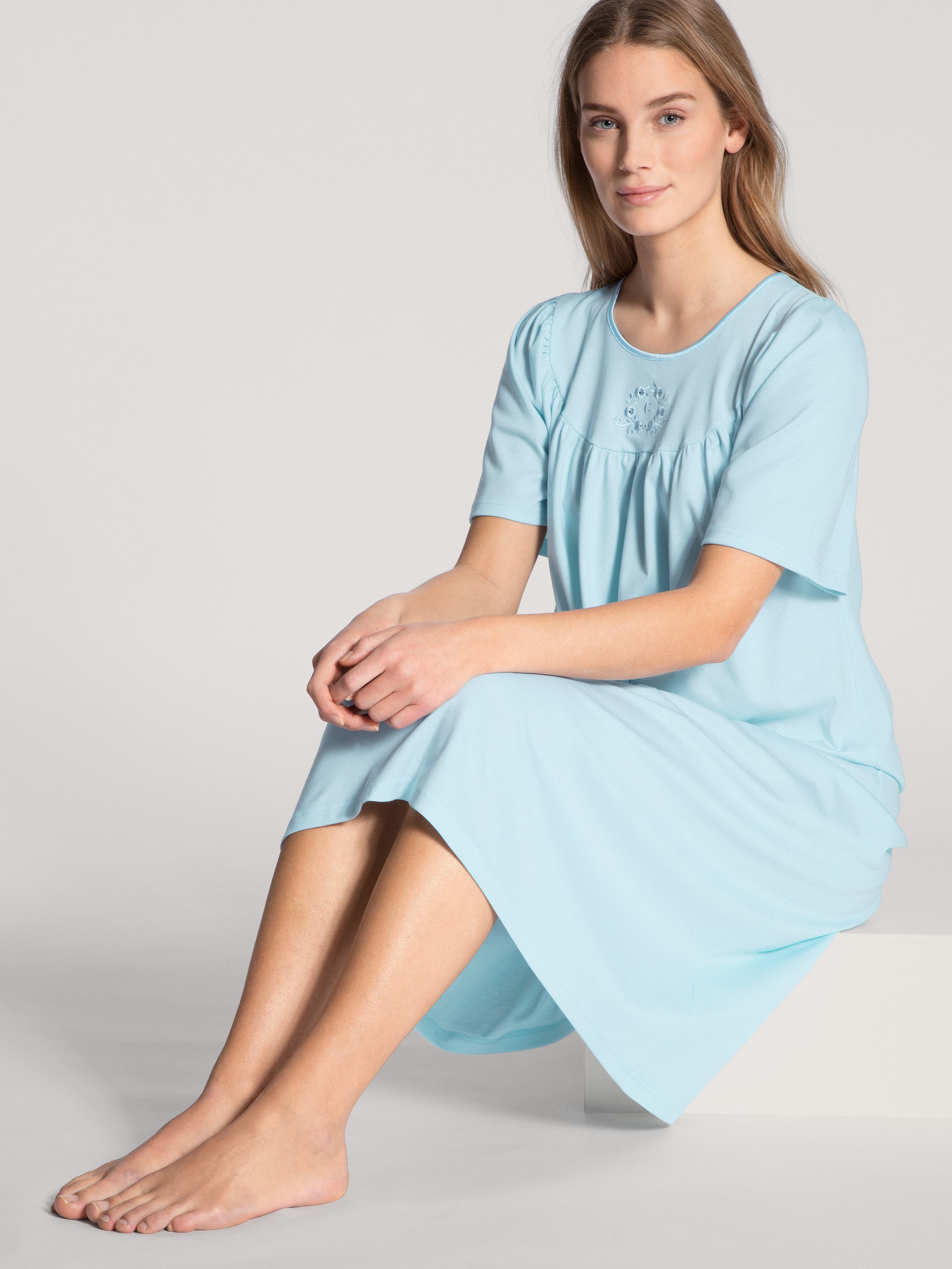 CALIDA Nachthemd SMU USA Damen (1-tlg) 100% Baumwolle, mit sanft glänzender Satin-Paspelierung, Länge 110cm