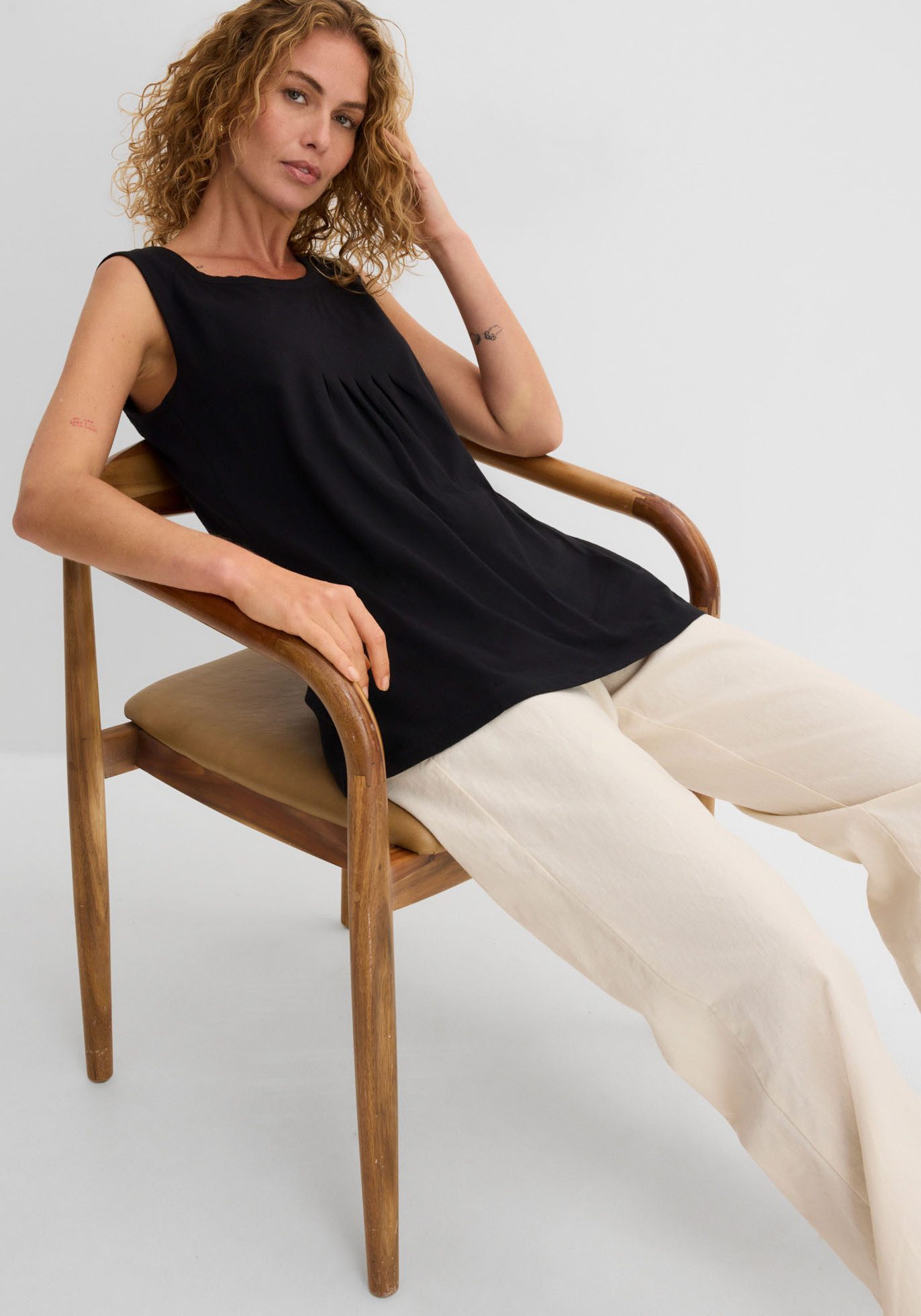 bonprix Longtop mit elegantem Faltendetail, lockere Passform, reine Baumwolle