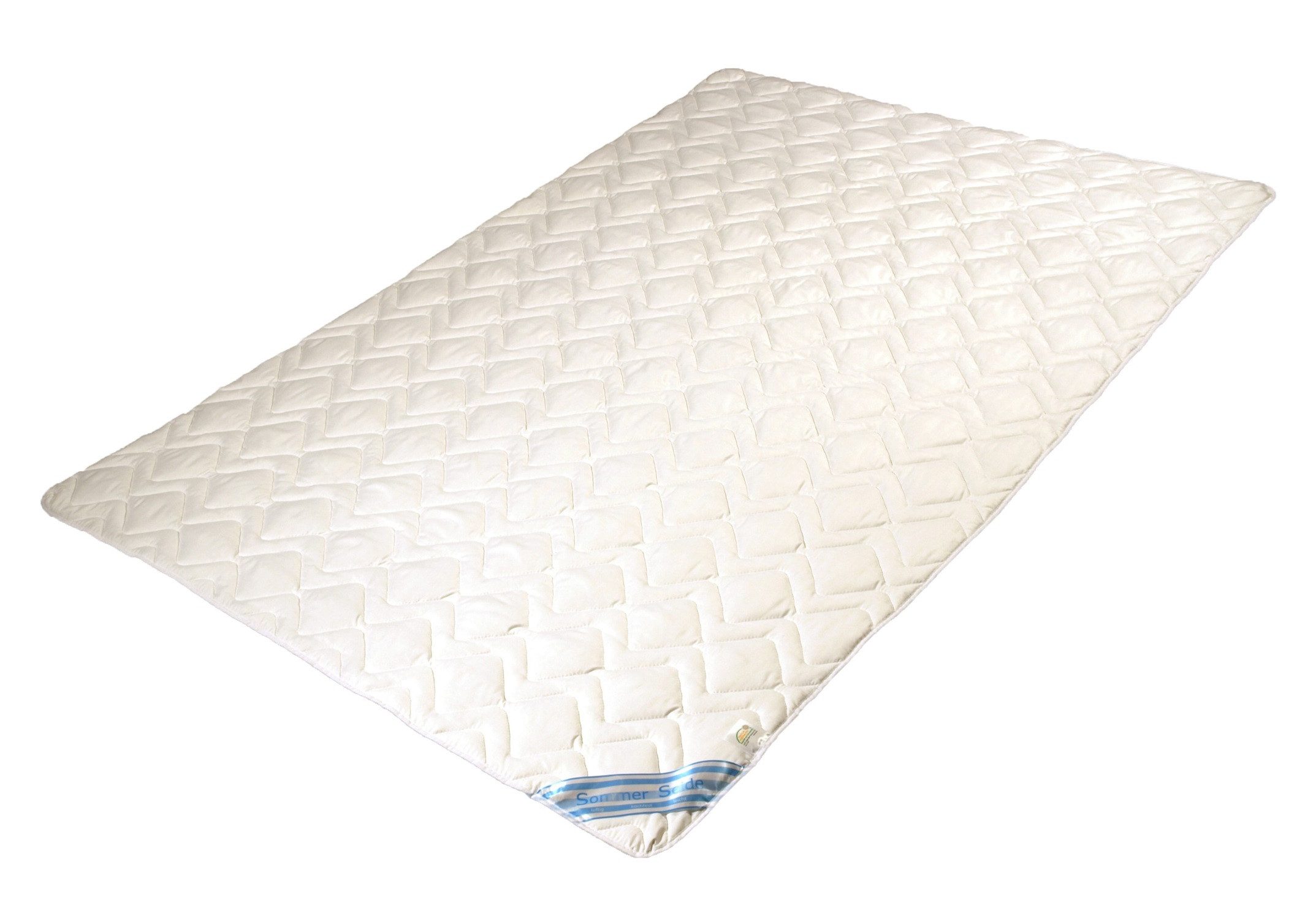 Garanta Sommerbettdecke Super softiges Wildseiden Sommer-Steppbett 240x220 cm Feinbatist MS, Füllung: 60% Wildseide, 40% Baumwolle, Bezug: 100% Polyester, hautsympathisch, leicht und luftig, angenehm kühlend