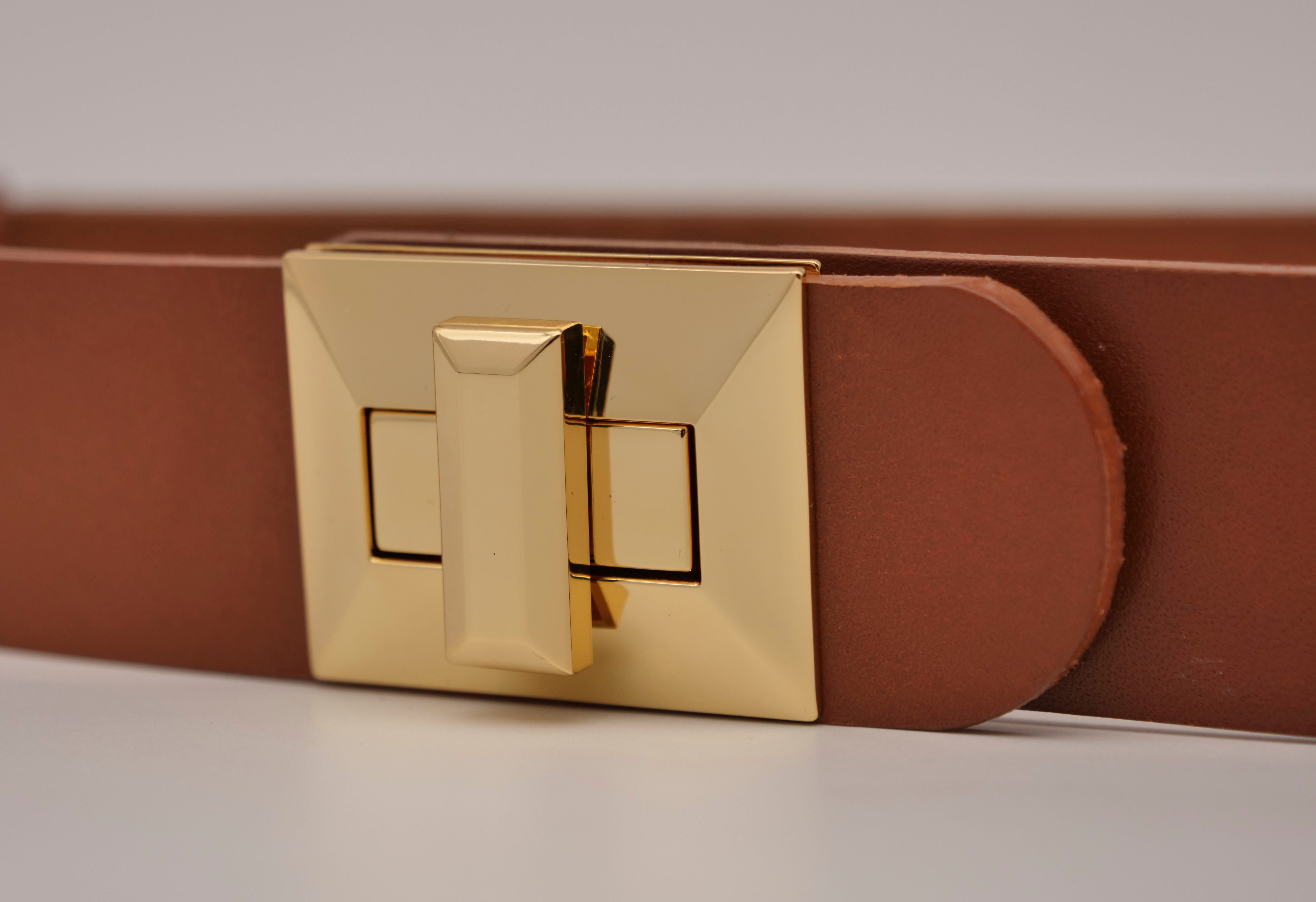 AnnaMatoni Ledergürtel mit goldener Schließe günstig online kaufen