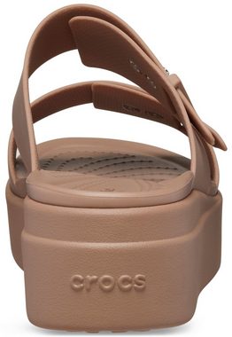 Crocs Brooklyn Low Wedge Pantolette, Plateau, Sommerschuh, Schlappen mit Schnallenverschluss